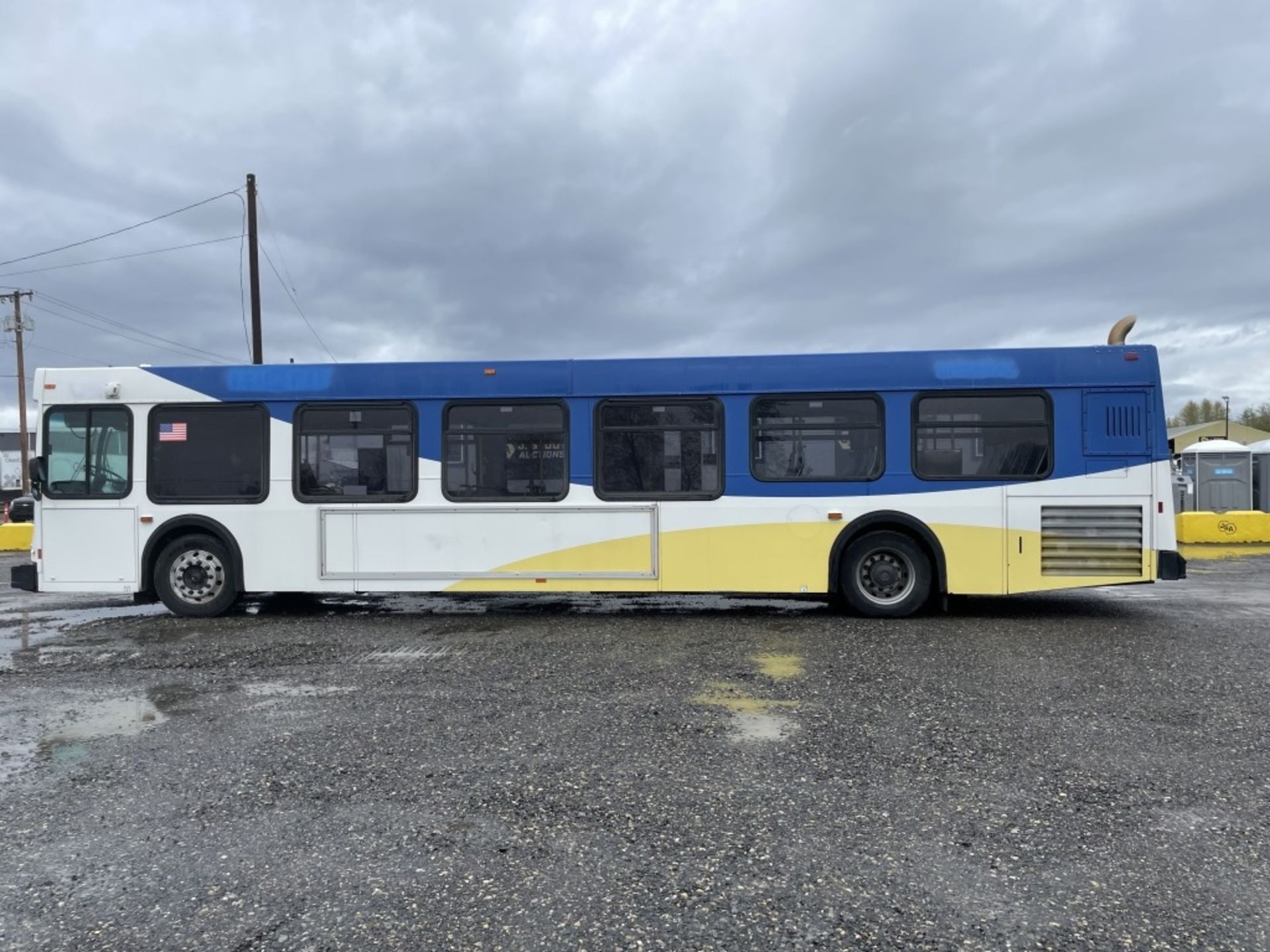 2003 New Flyer D40LF 40' Transit Bus - Image 7 of 34