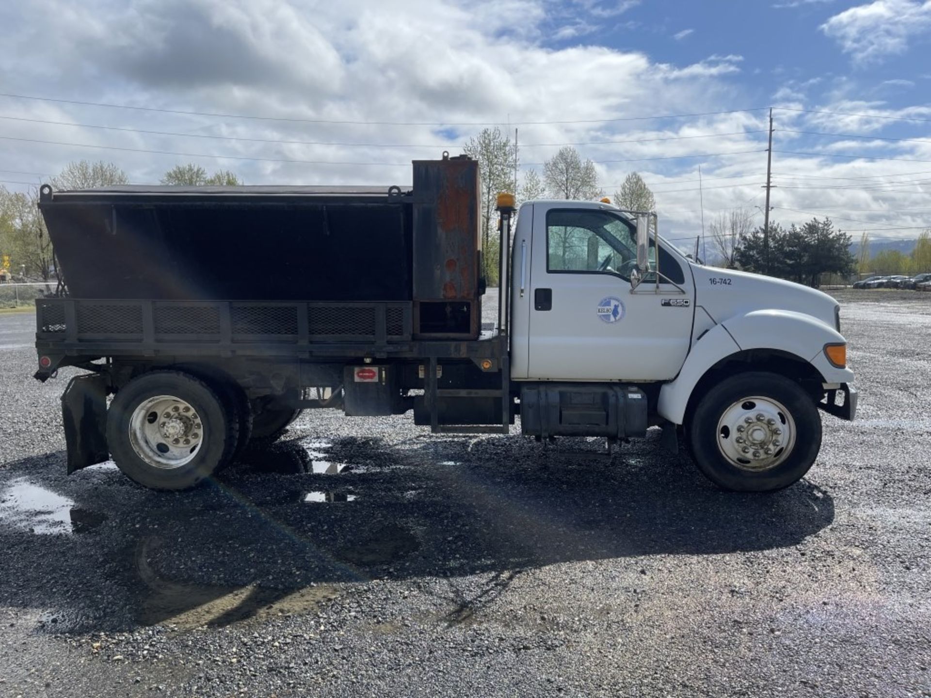 2000 Ford F650 Tac Truck - Image 3 of 26