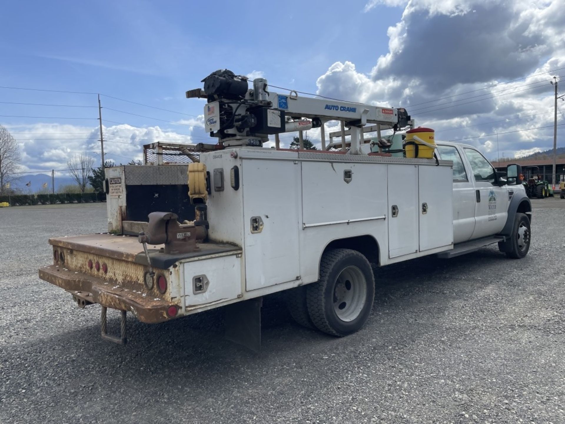 2008 Ford F550 XL SD 4x4 Crew Cab Utility Truck - Image 4 of 44