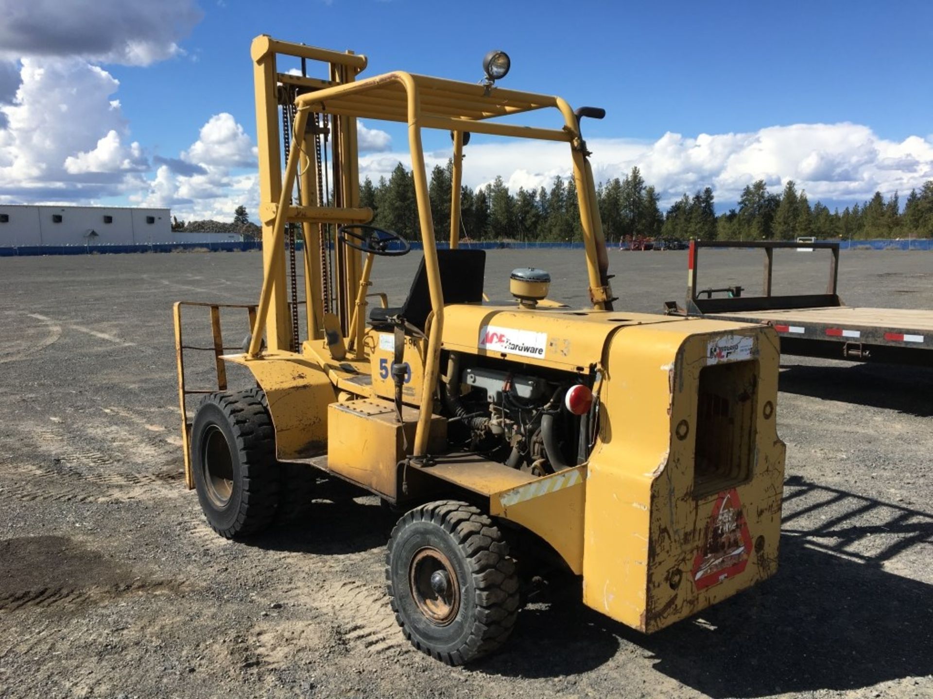 Allis Chalmers 500 Forklift - Image 3 of 27