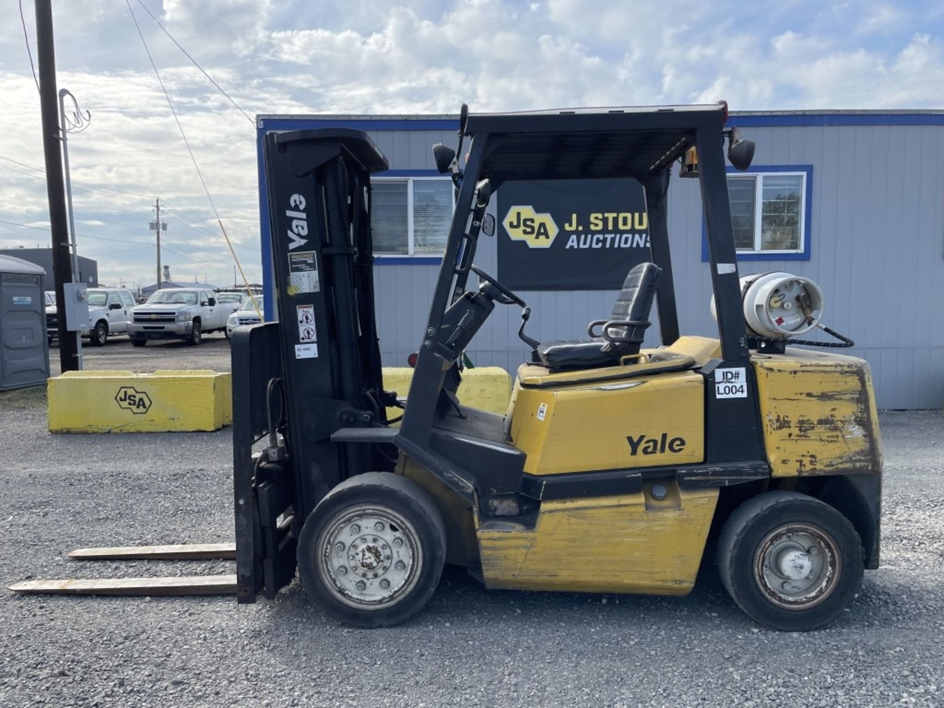 Yale GLP080 Forklift - Image 7 of 26