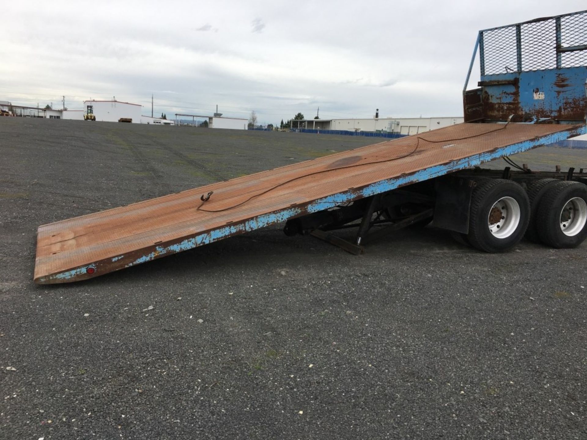 1979 International F4370 T/A Slide Bed Truck - Image 52 of 55