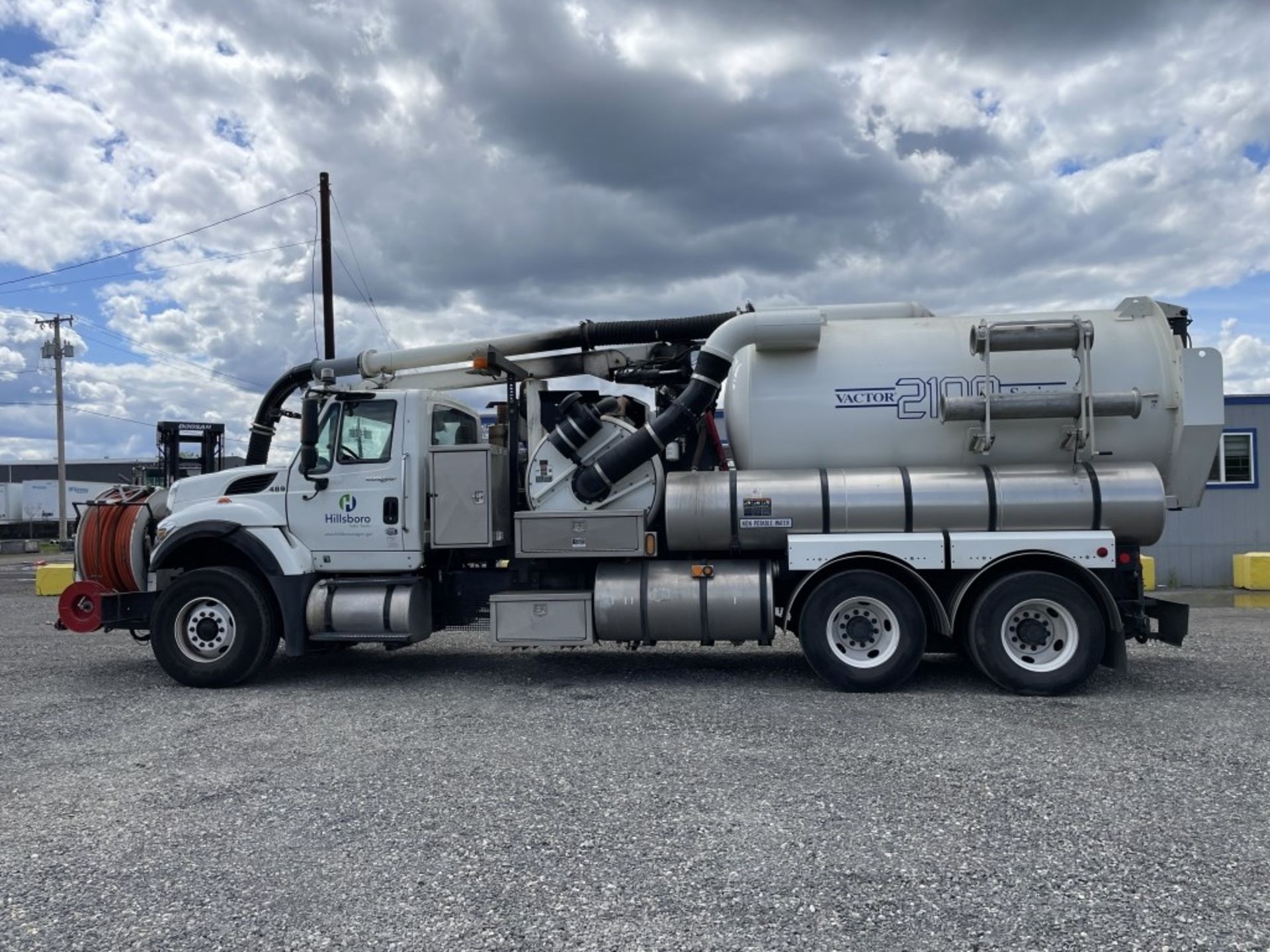 2009 International 7600 Work Star Vacuum Truck - Image 7 of 60