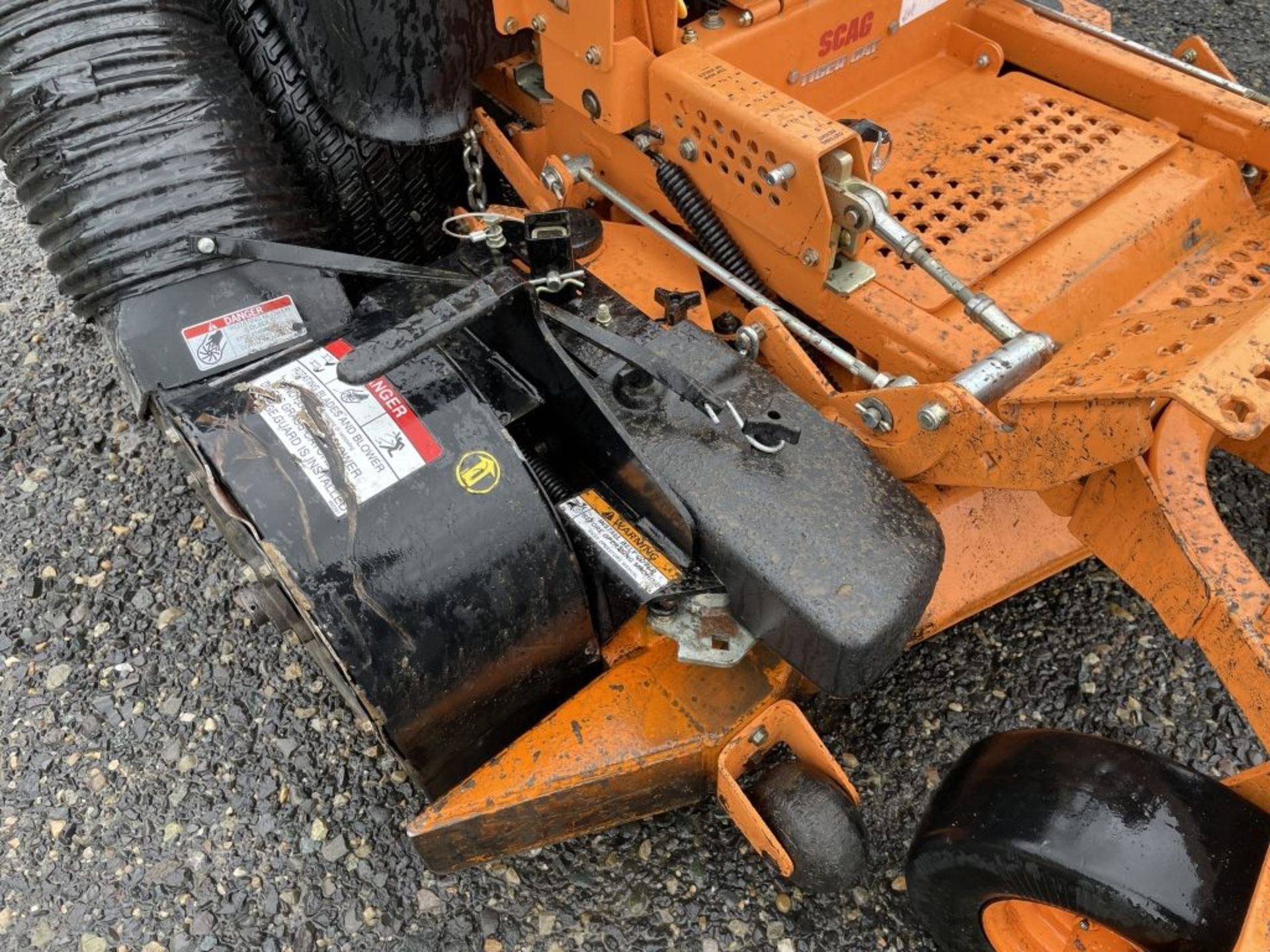 2012 SCAG Tiger Cat Ride-On Mower - Image 11 of 22