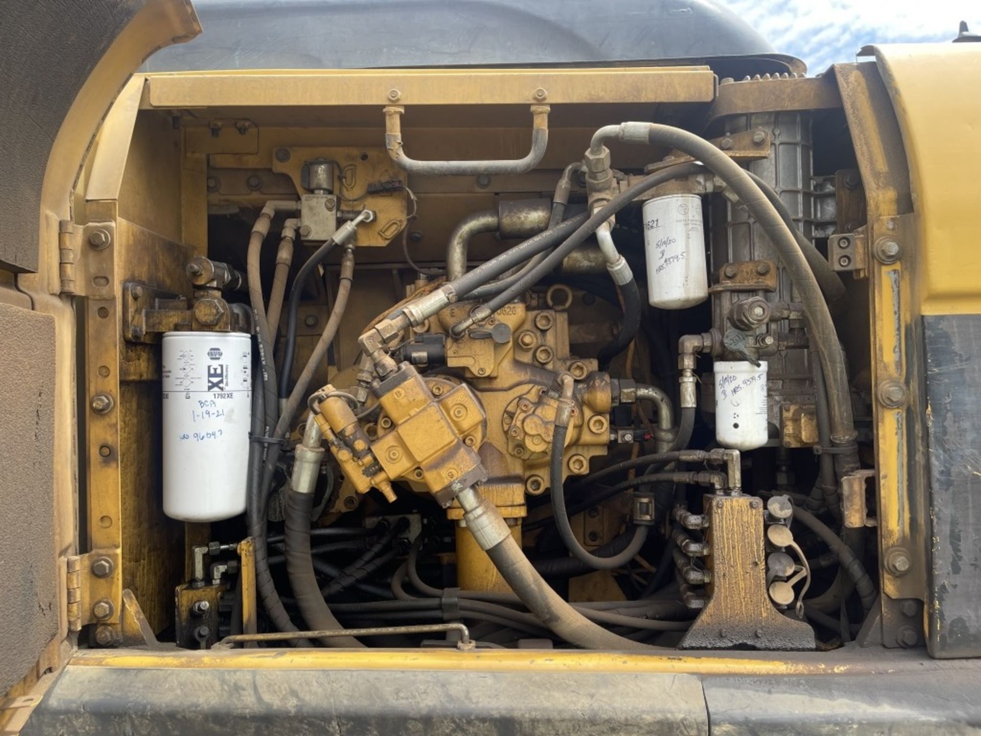 2007 Caterpillar 330D L Hydraulic Excavator - Image 34 of 35