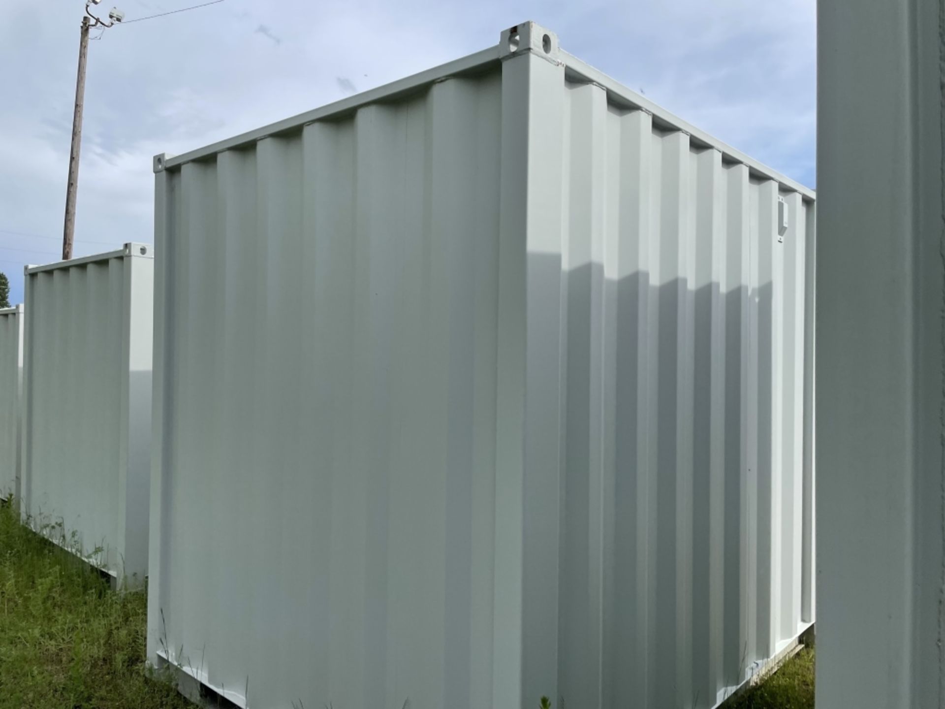 2022 8' Shipping Container - Image 4 of 7