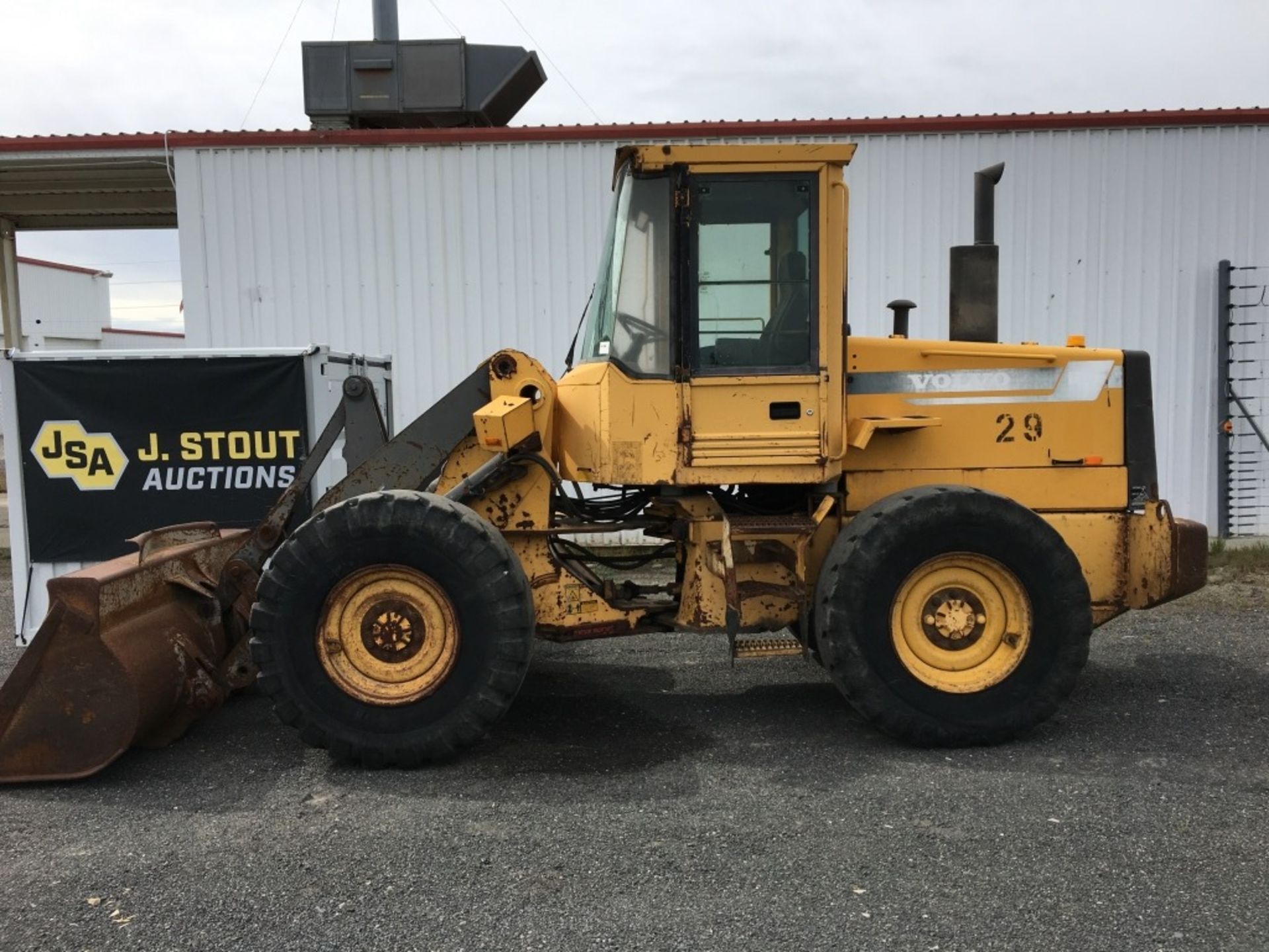 1997 Volvo L50C Wheel Loader - Image 2 of 33