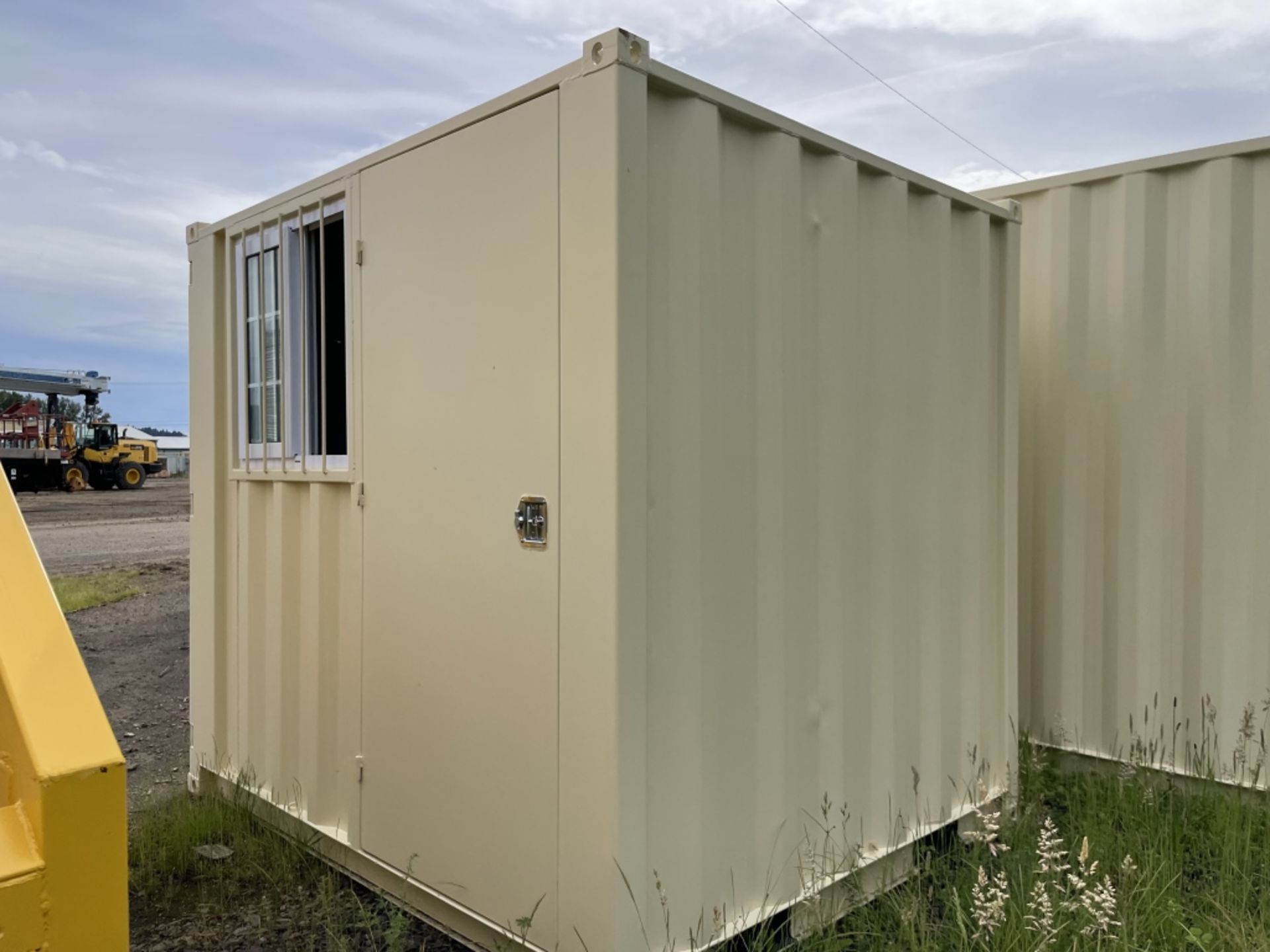 2022 8' Shipping Container - Image 3 of 7