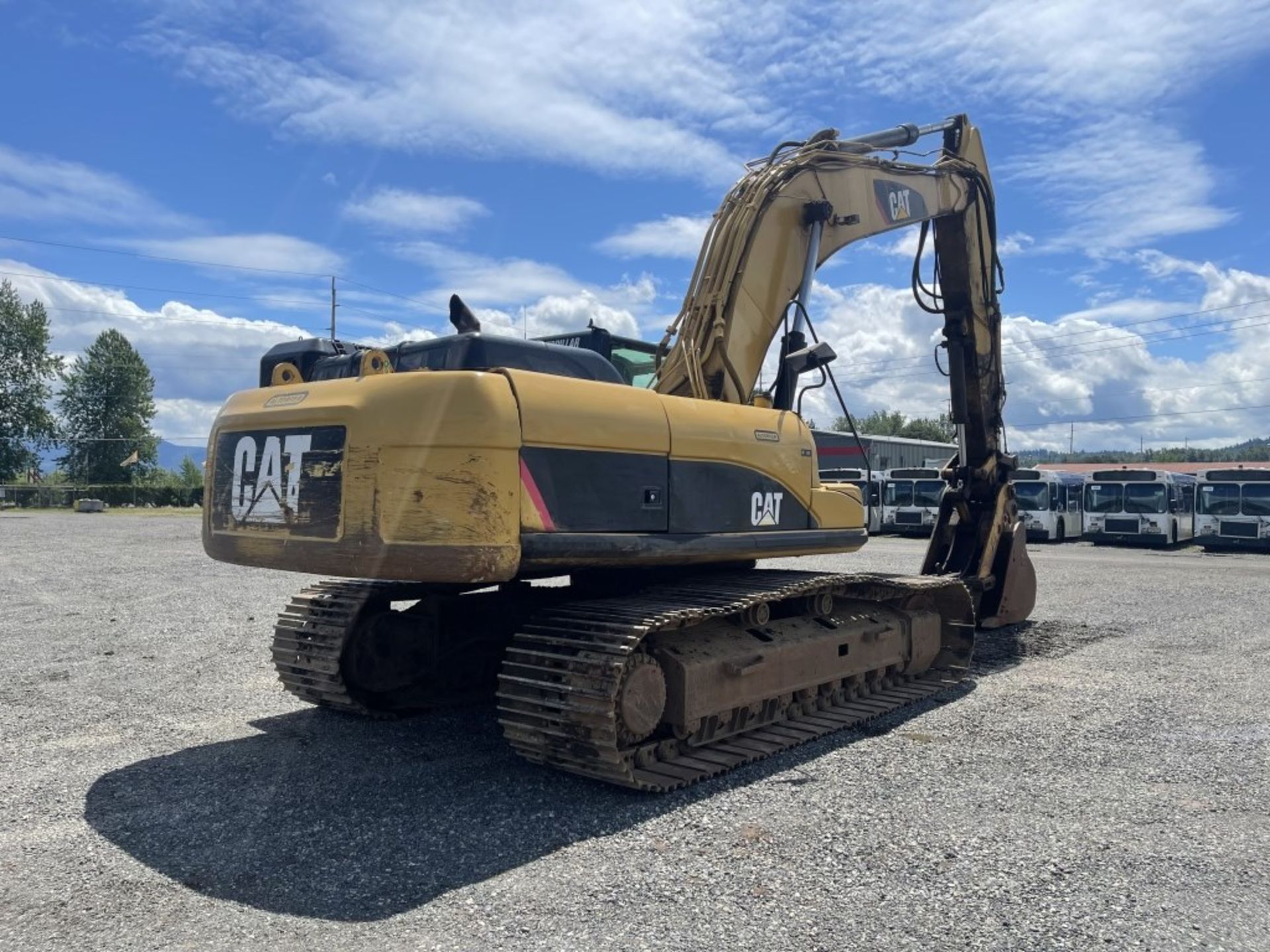 2007 Caterpillar 330D L Hydraulic Excavator - Image 4 of 35