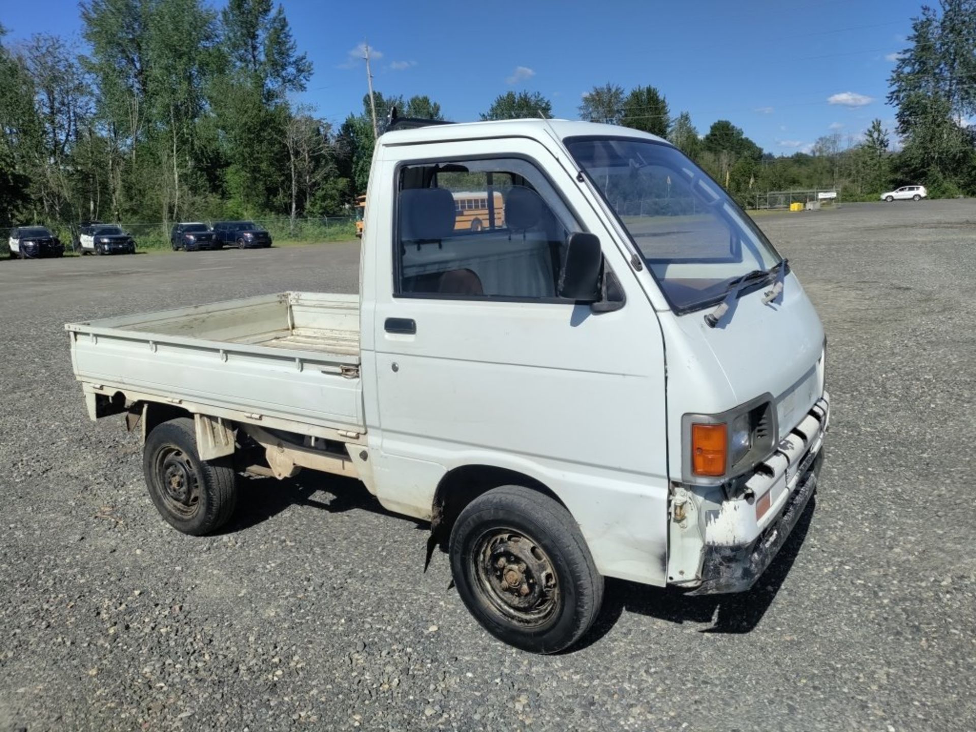 Daihatsu 4x4 Mini Off-Road Pickup - Image 2 of 17