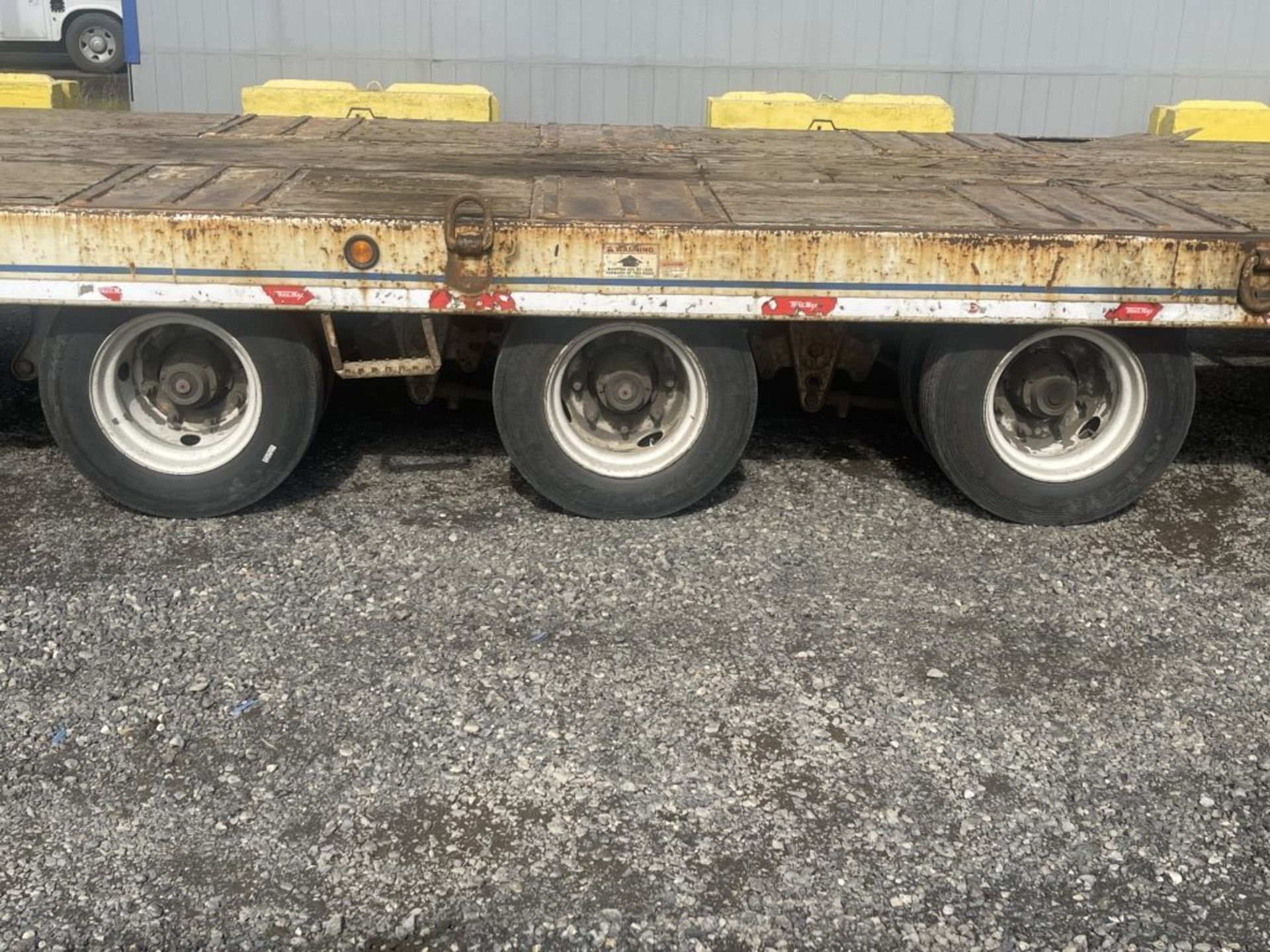 Trailmax TRD50T Tri-Axle Tilt Deck Trailer - Image 17 of 20