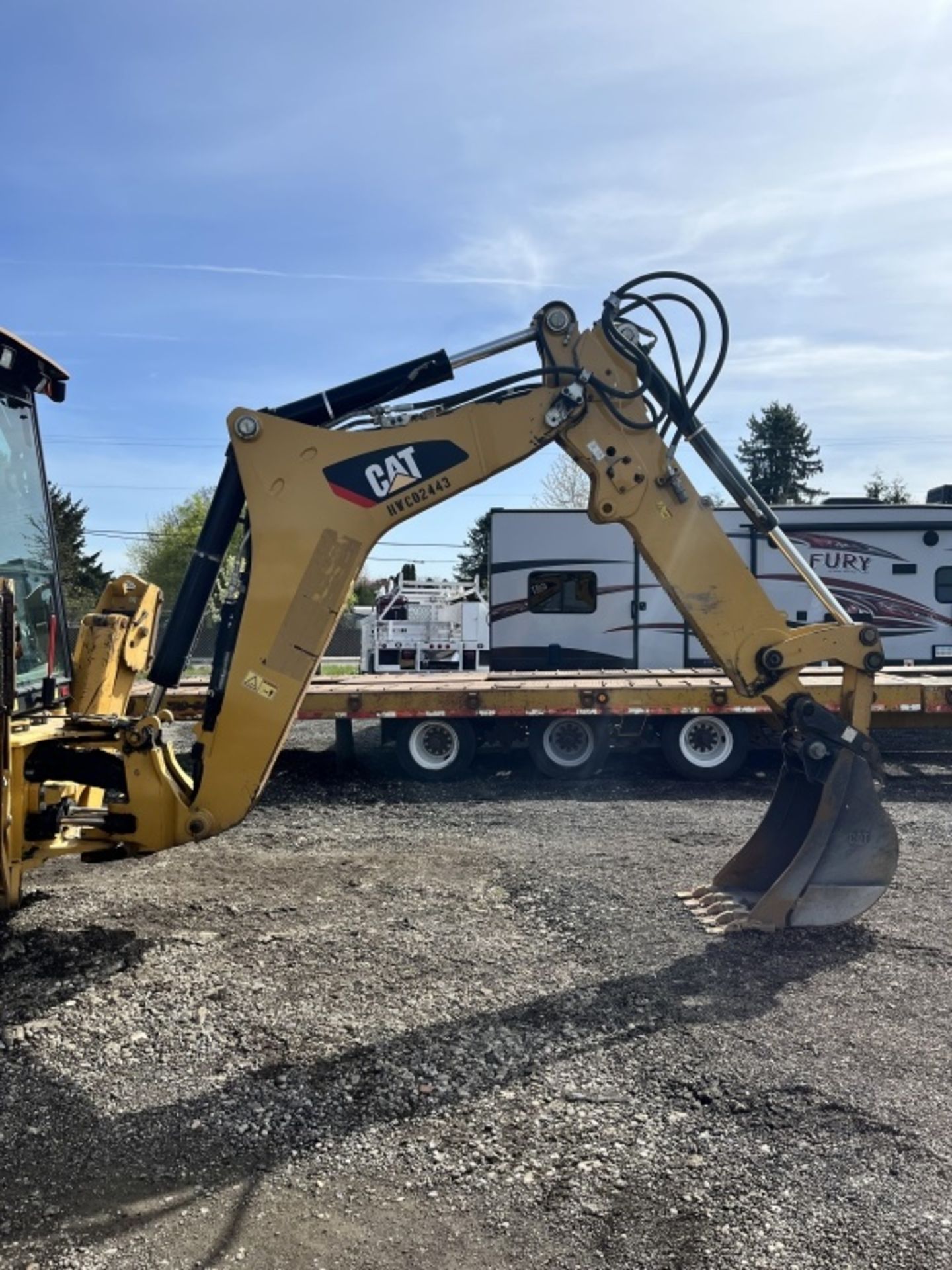 2017 Caterpillar 420F 2 Loader Backhoe - Image 7 of 32