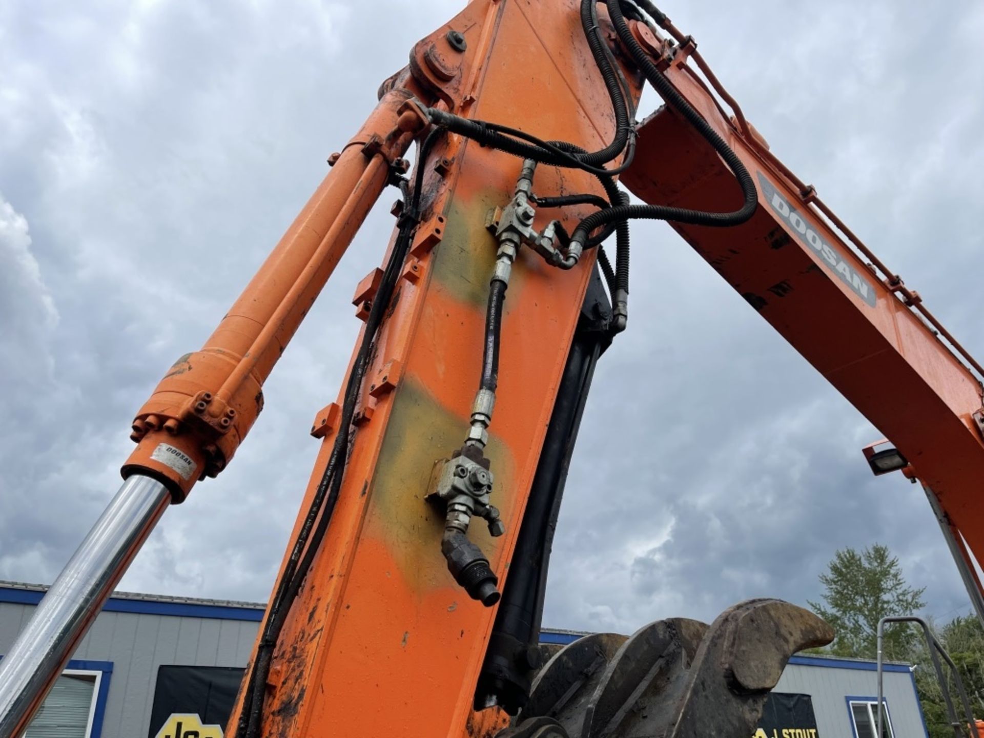 2012 Doosan DX140LC-5 Hydraulic Excavator - Image 13 of 38