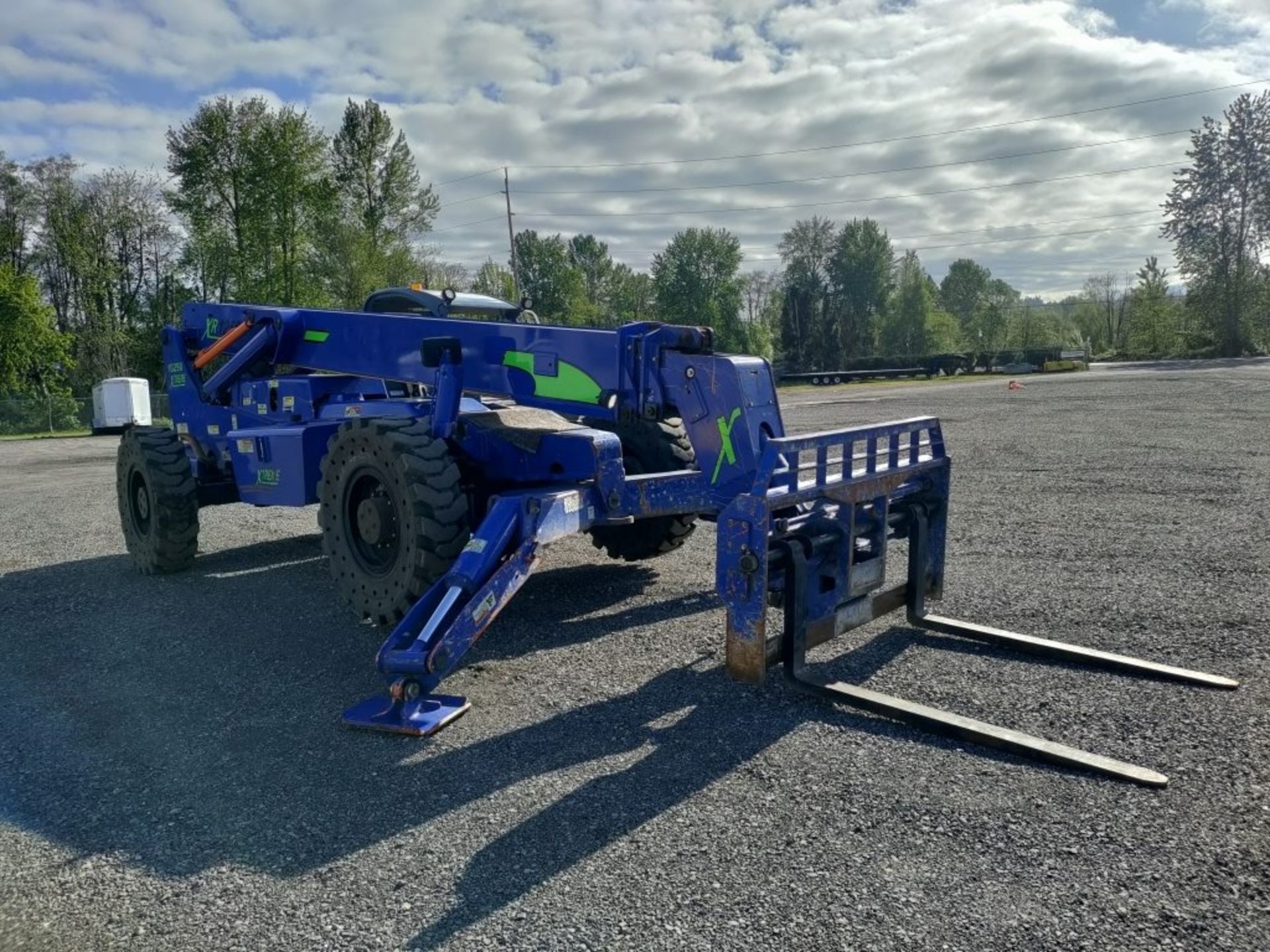 2015 Xtreme XR1255 4x4 Telescopic Forklift - Image 2 of 34