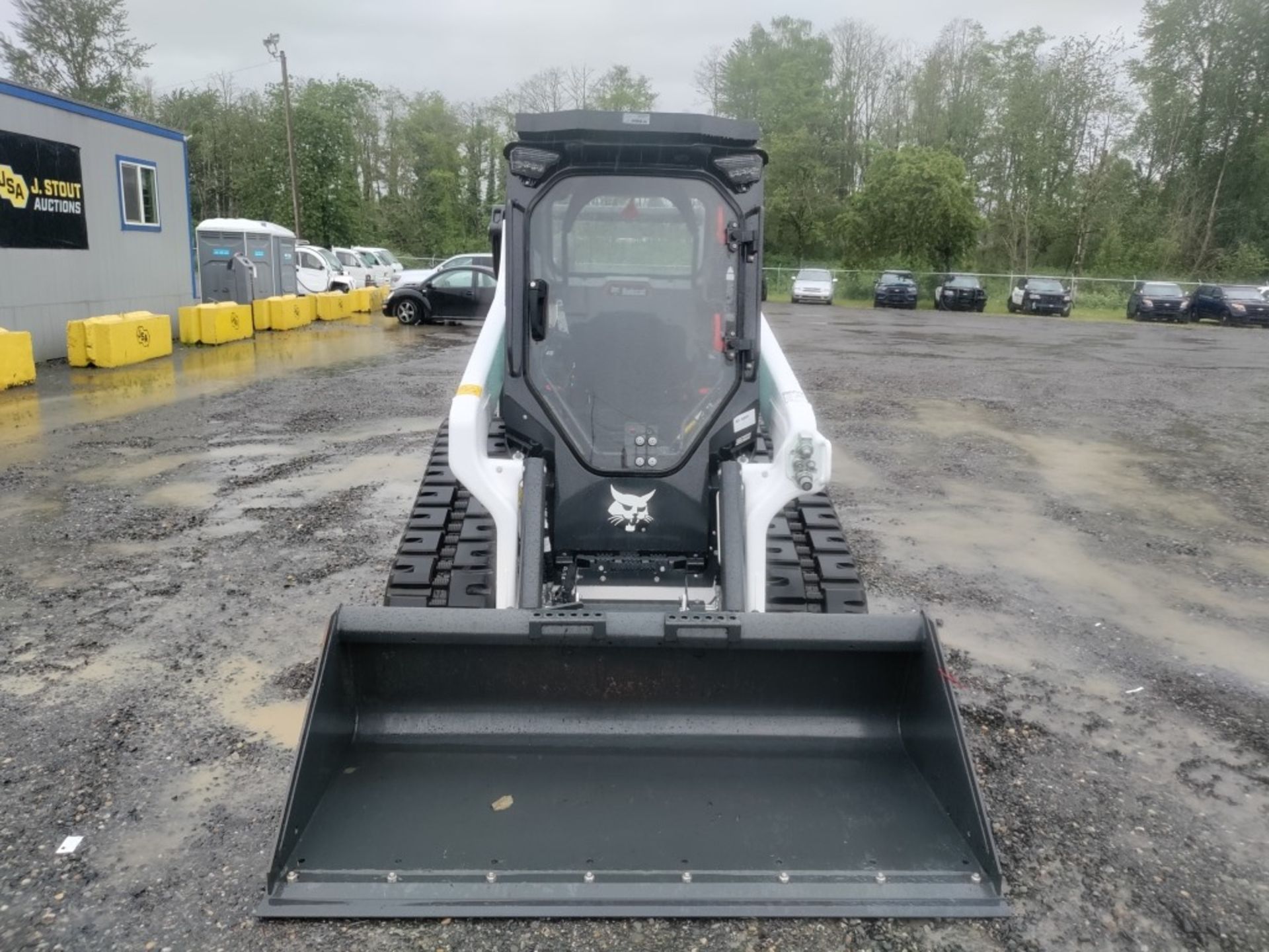 2022 Bobcat T66 Compact Track Loader - Image 8 of 30