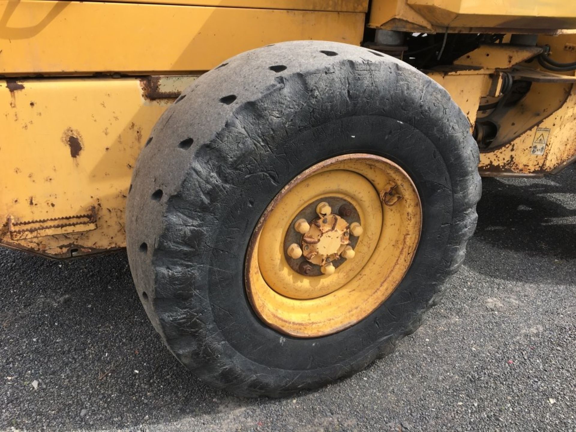 1997 Volvo L50C Wheel Loader - Image 12 of 33