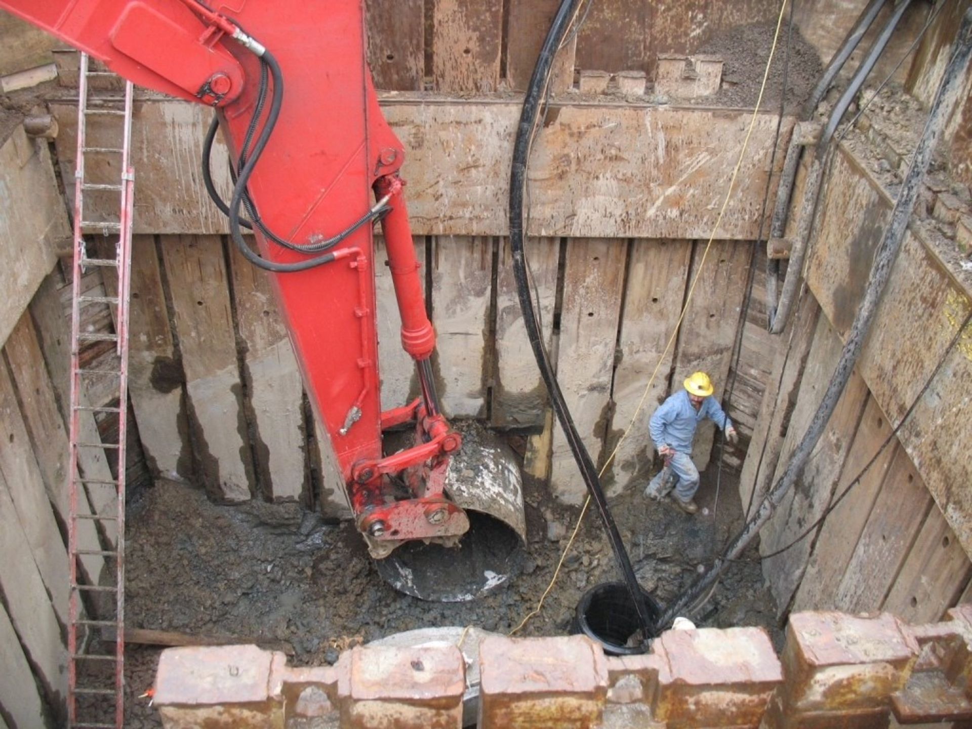 Trench Shoring System - Image 10 of 13