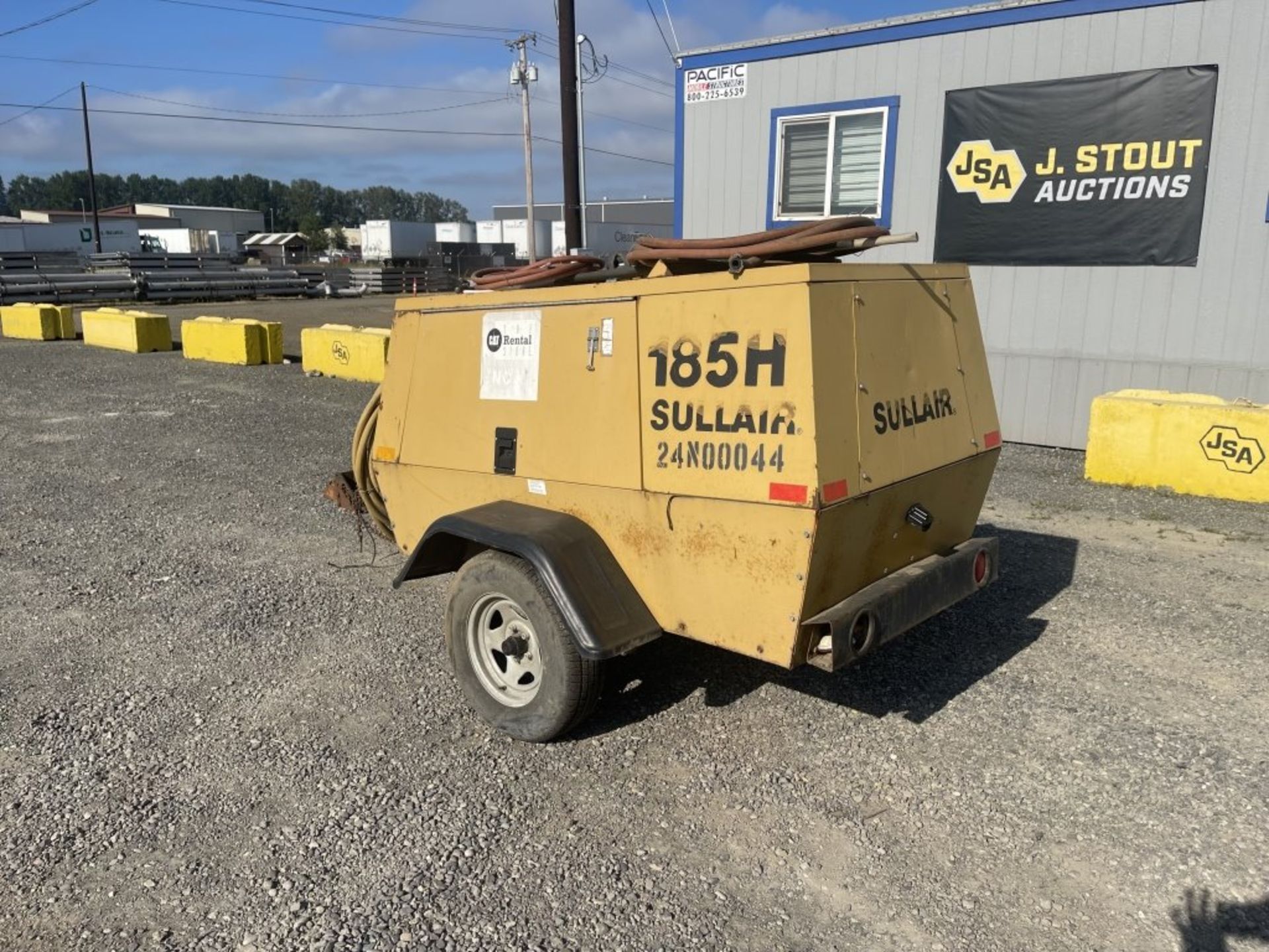 Sullair 185H Towable Air Compressor - Image 6 of 25