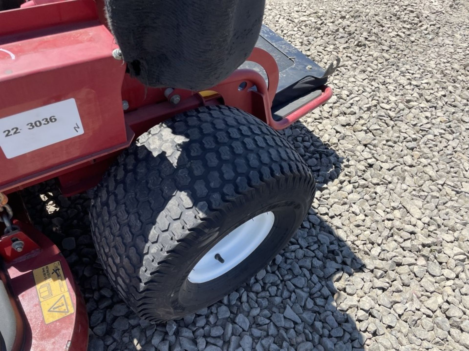 2016 Toro Grandstand Ride On Mower - Image 7 of 16