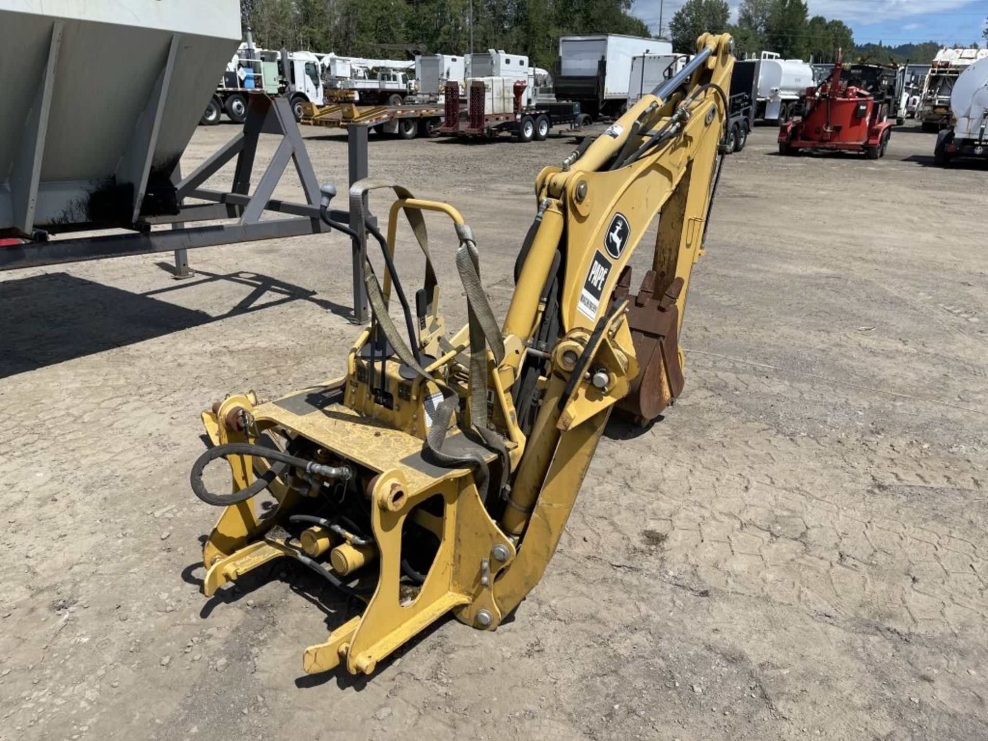 John Deere Hydraulic Backhoe Attachment - Image 3 of 13