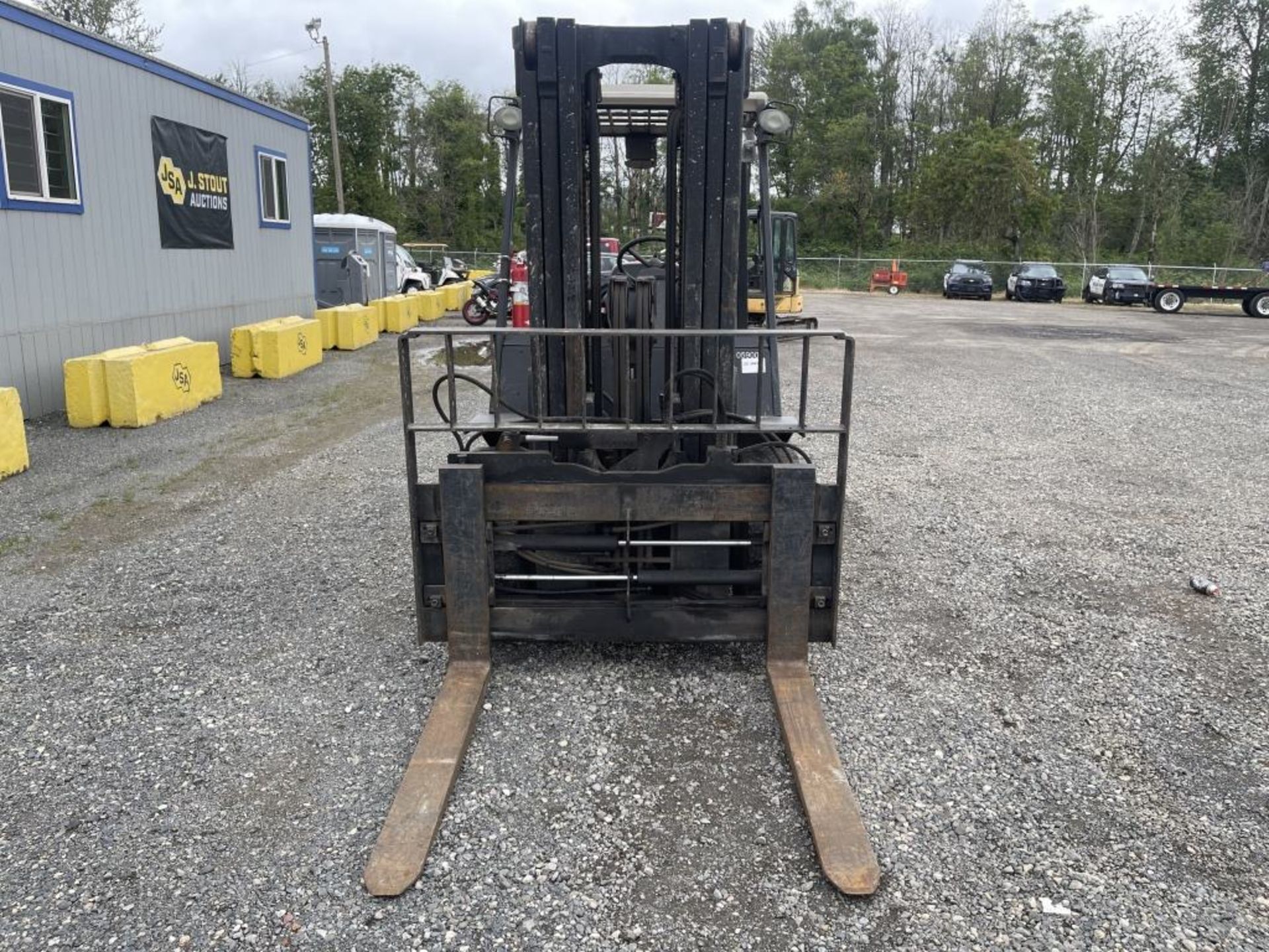 2005 Yale GDP110M Forklift - Image 8 of 18