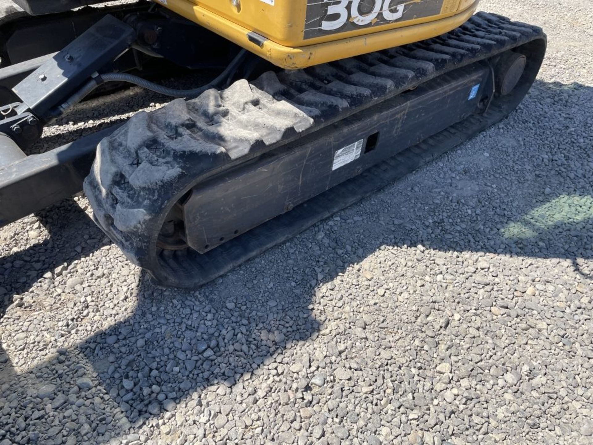 2018 John Deere 30G Mini Hydraulic Excavator - Image 17 of 36