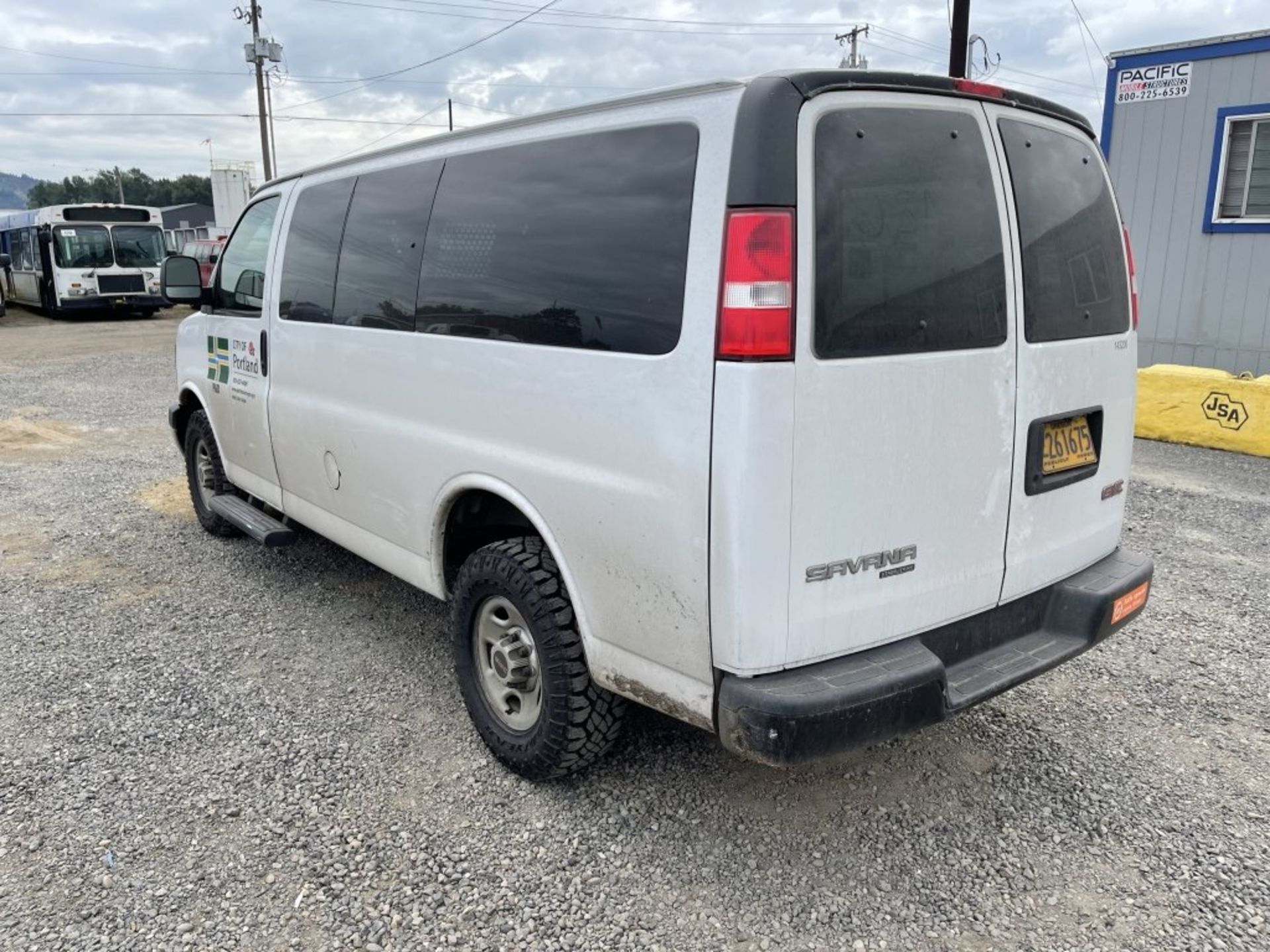 2014 GMC Savana Cargo Van - Image 6 of 21