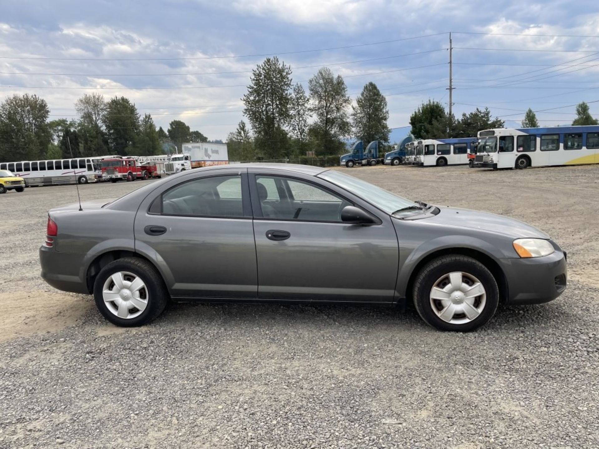 2004 Dodge Stratus Sedan - Image 2 of 24