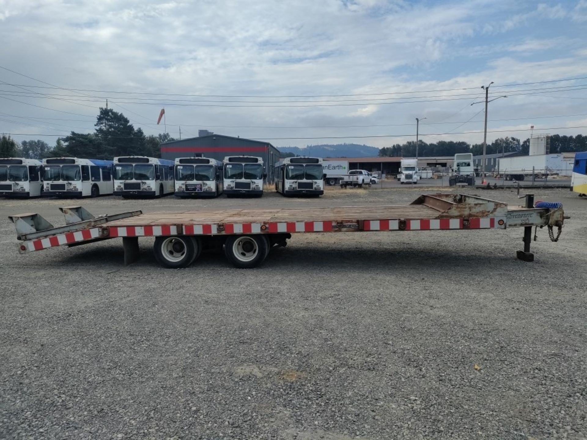 1996 Interstate T/A Flatbed Trailer - Image 2 of 14