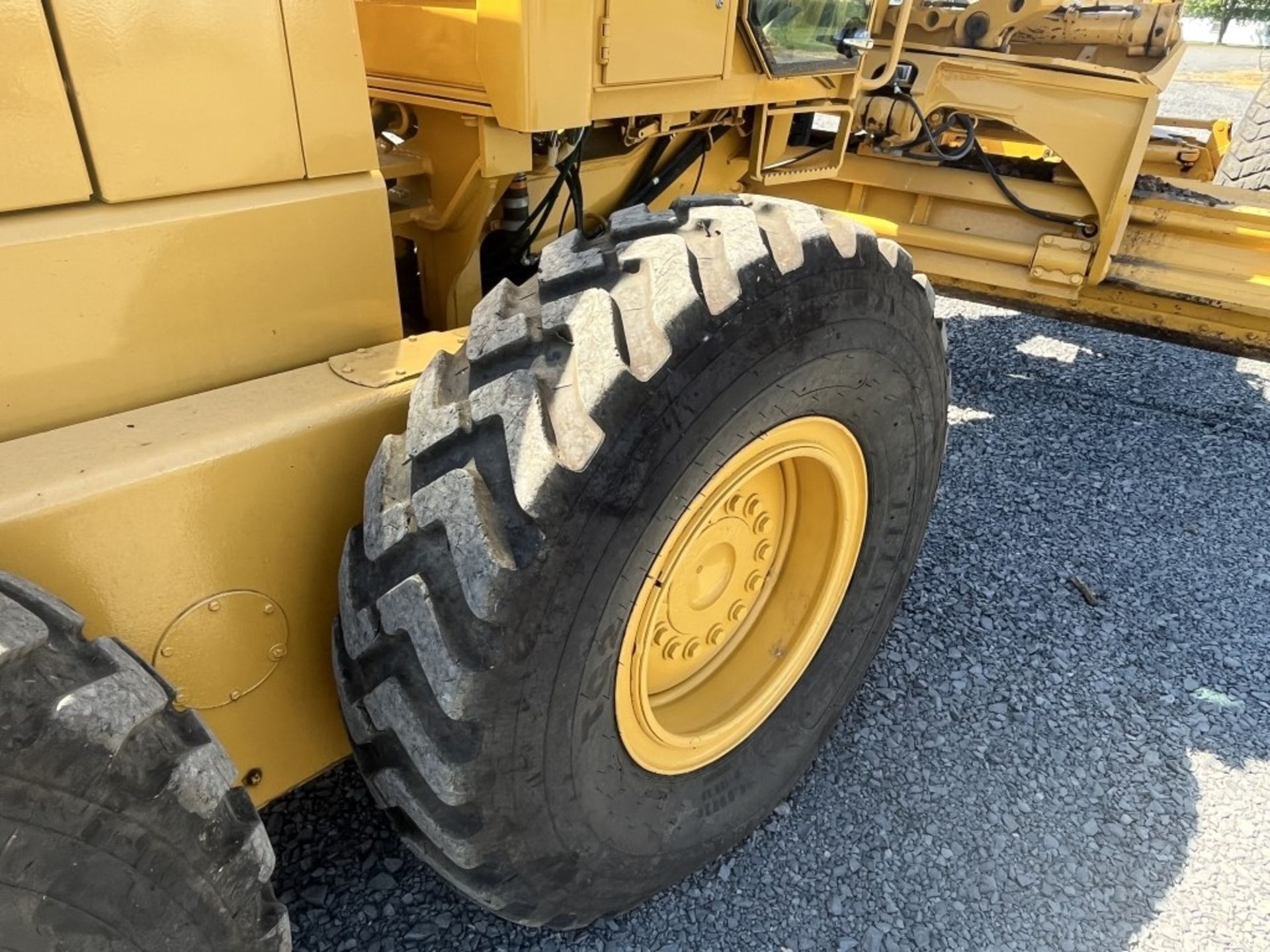 1996 John Deere 770BH Motor Grader - Image 13 of 32