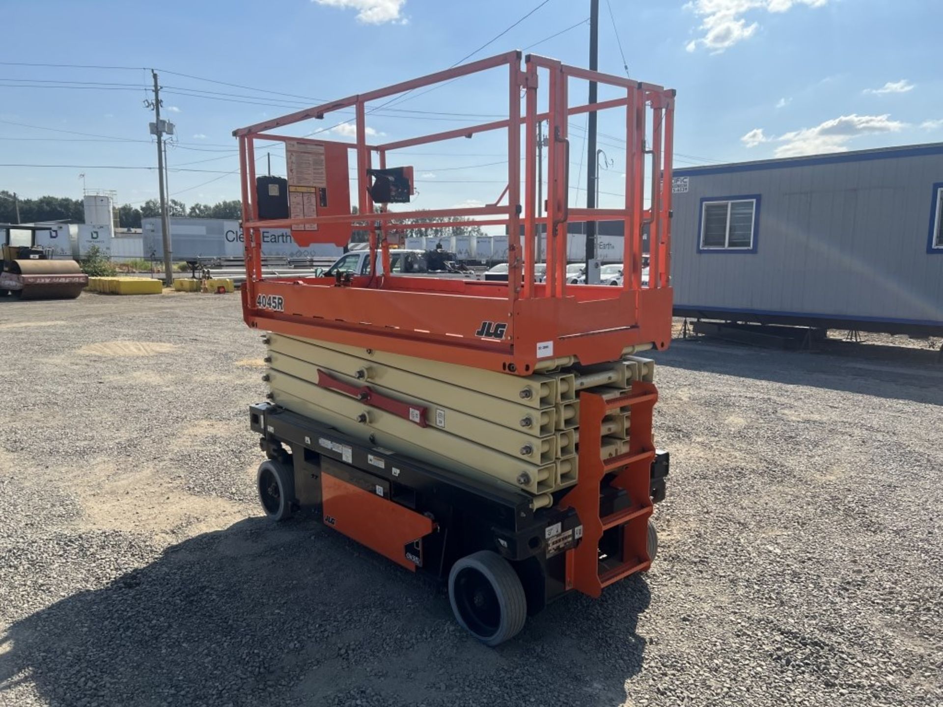 2018 JLG 4045R Scissor Lift - Image 6 of 16