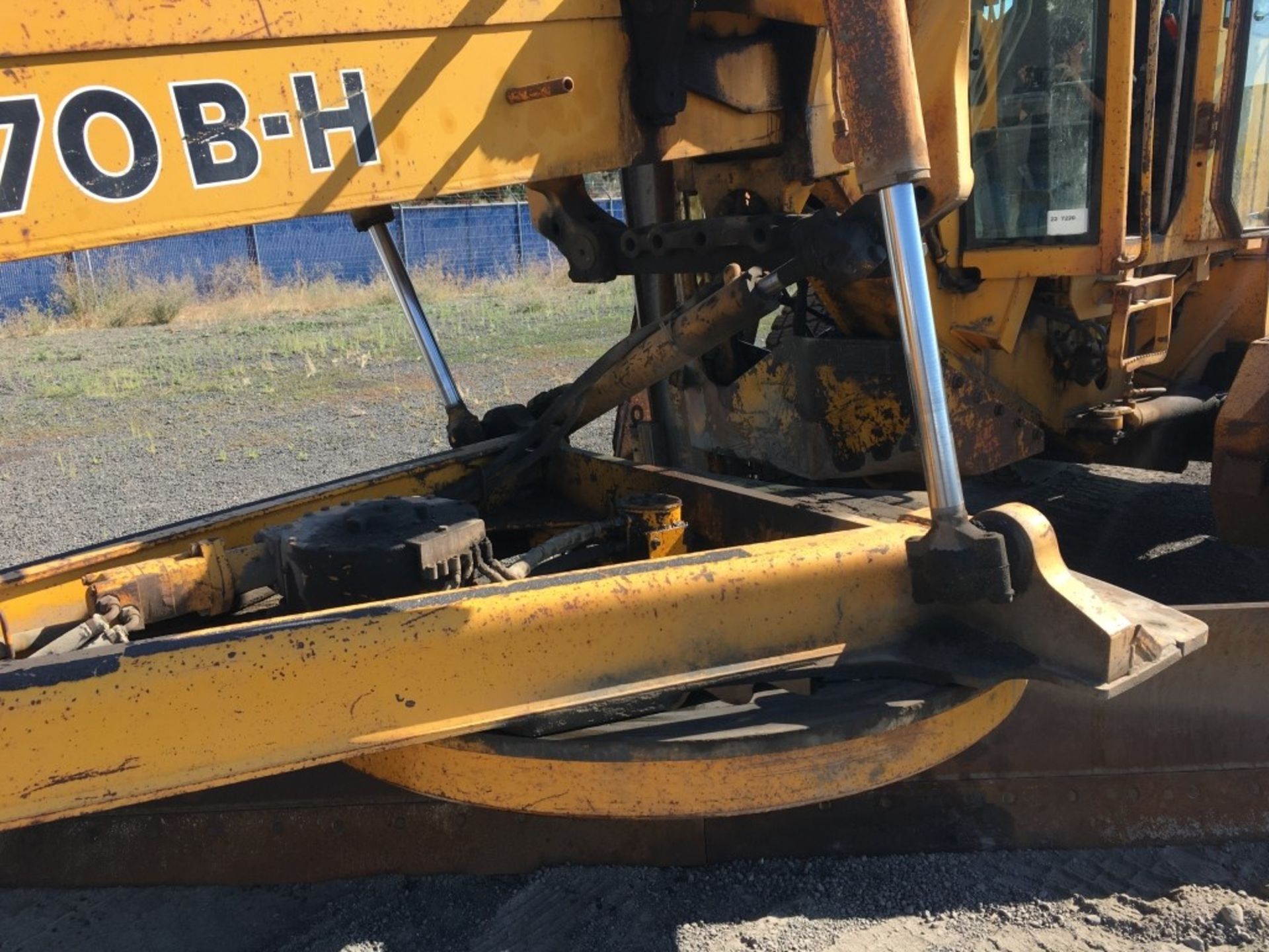 1987 John Deere 770BH Motor Grader - Image 13 of 32