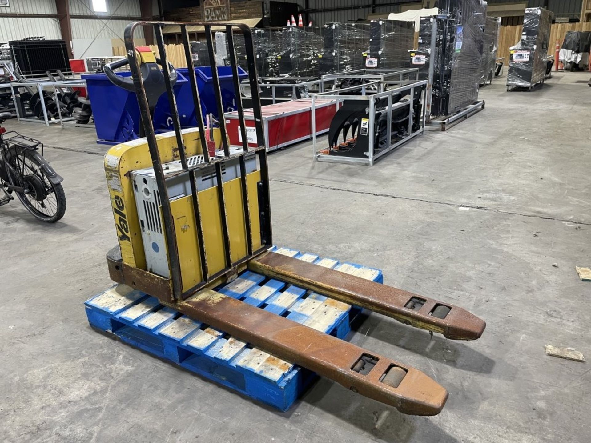 Yale MPW050 Pallet Jack - Image 2 of 11