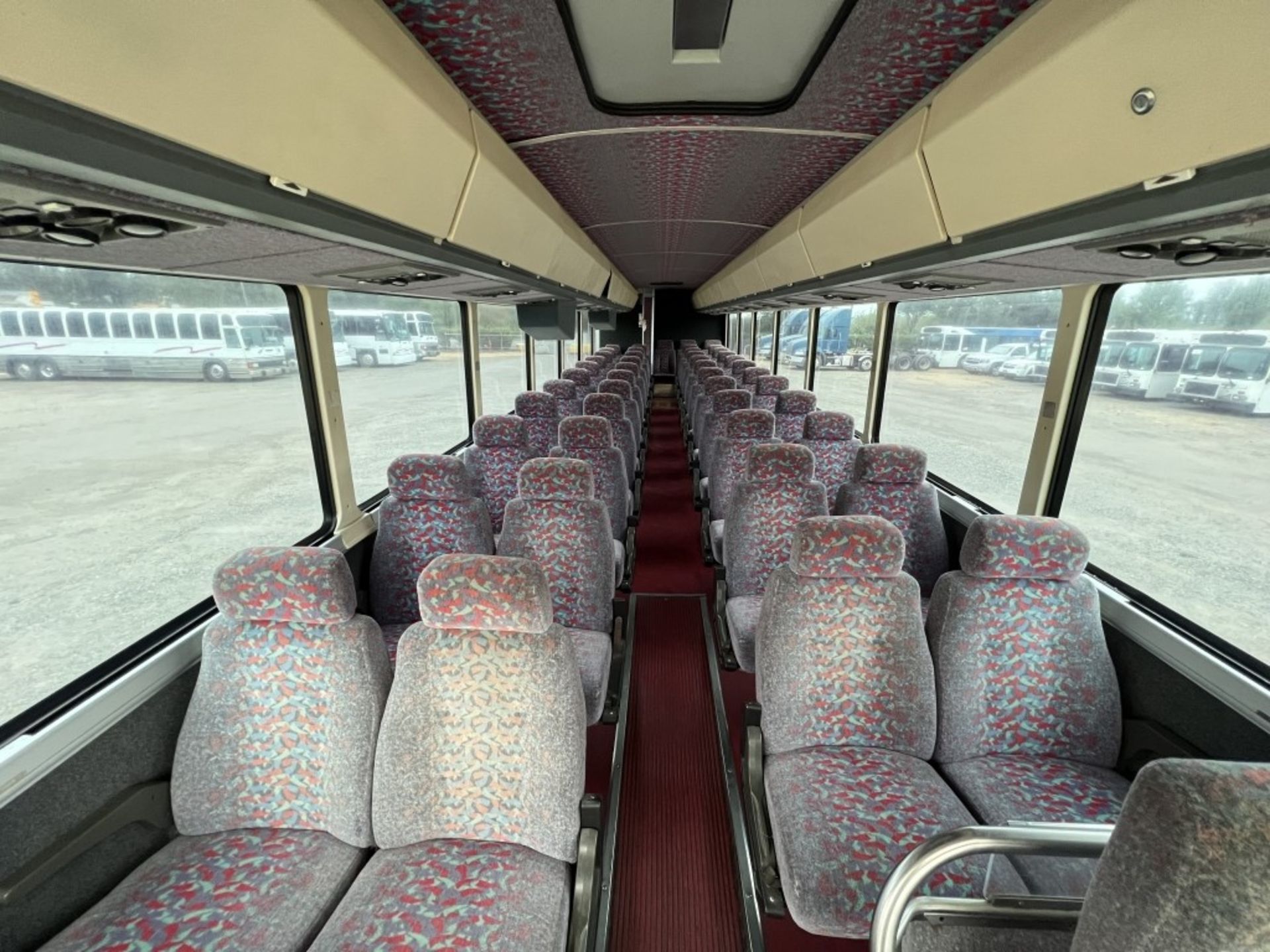 1989 MCI 102-C3 T/A Coach Bus - Image 14 of 22