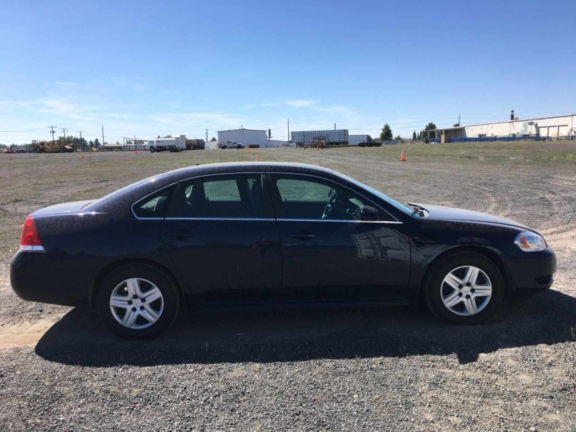 2010 Chevrolet Impala Sedan - Image 5 of 33