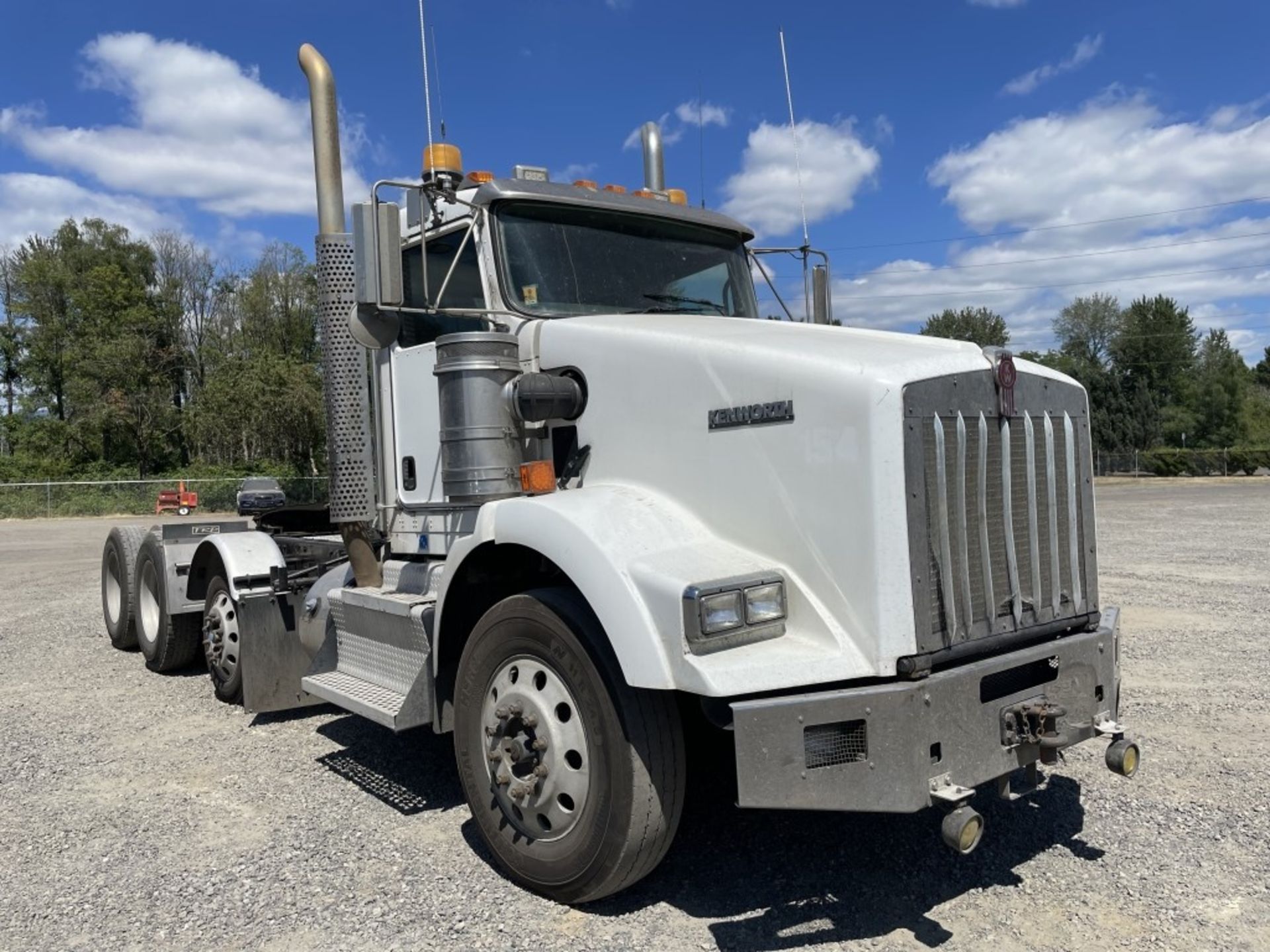 2014 Kenworth T800 Tri-Axle Truck Tractor