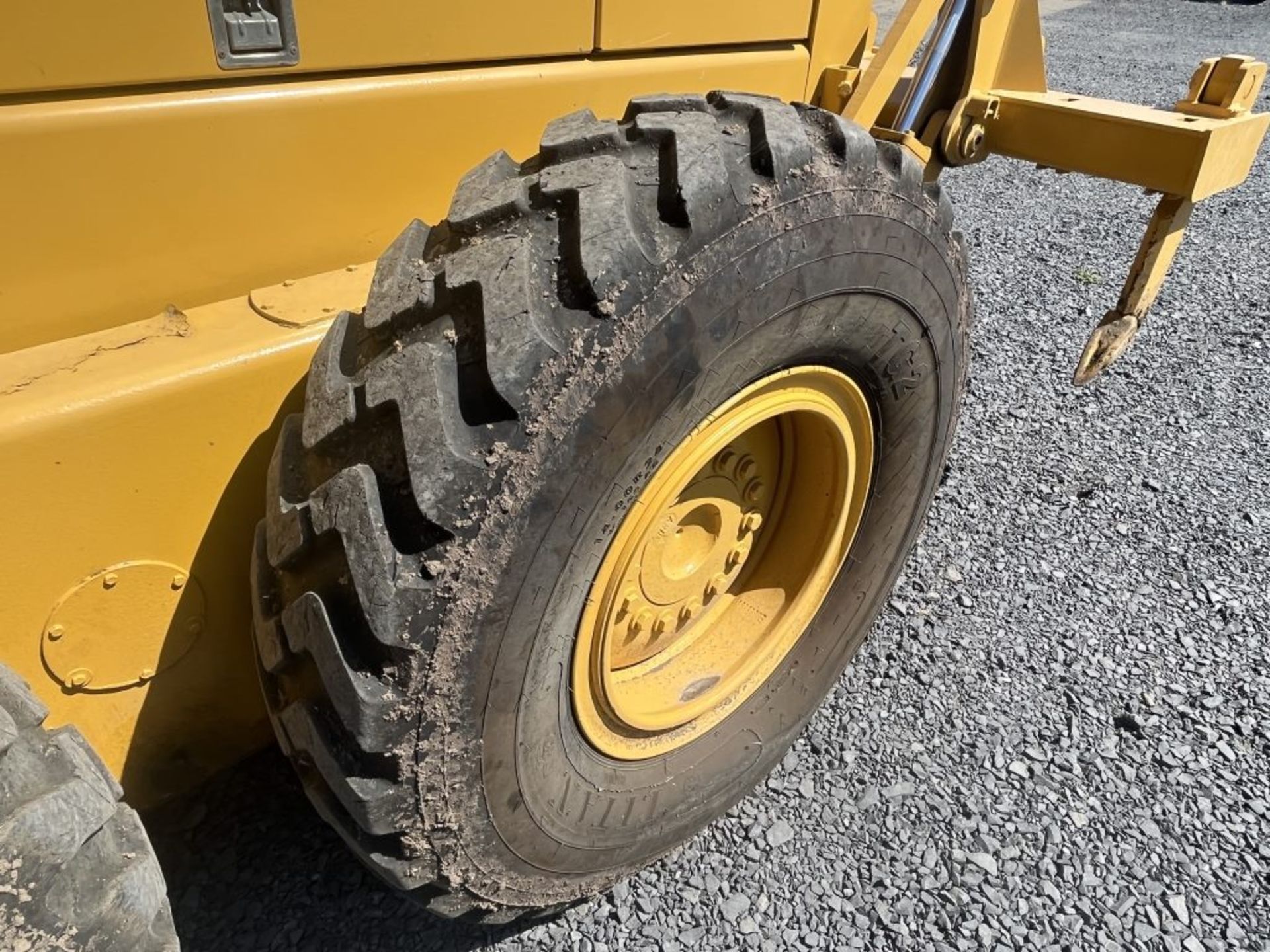 1996 John Deere 770BH Motor Grader - Image 11 of 32