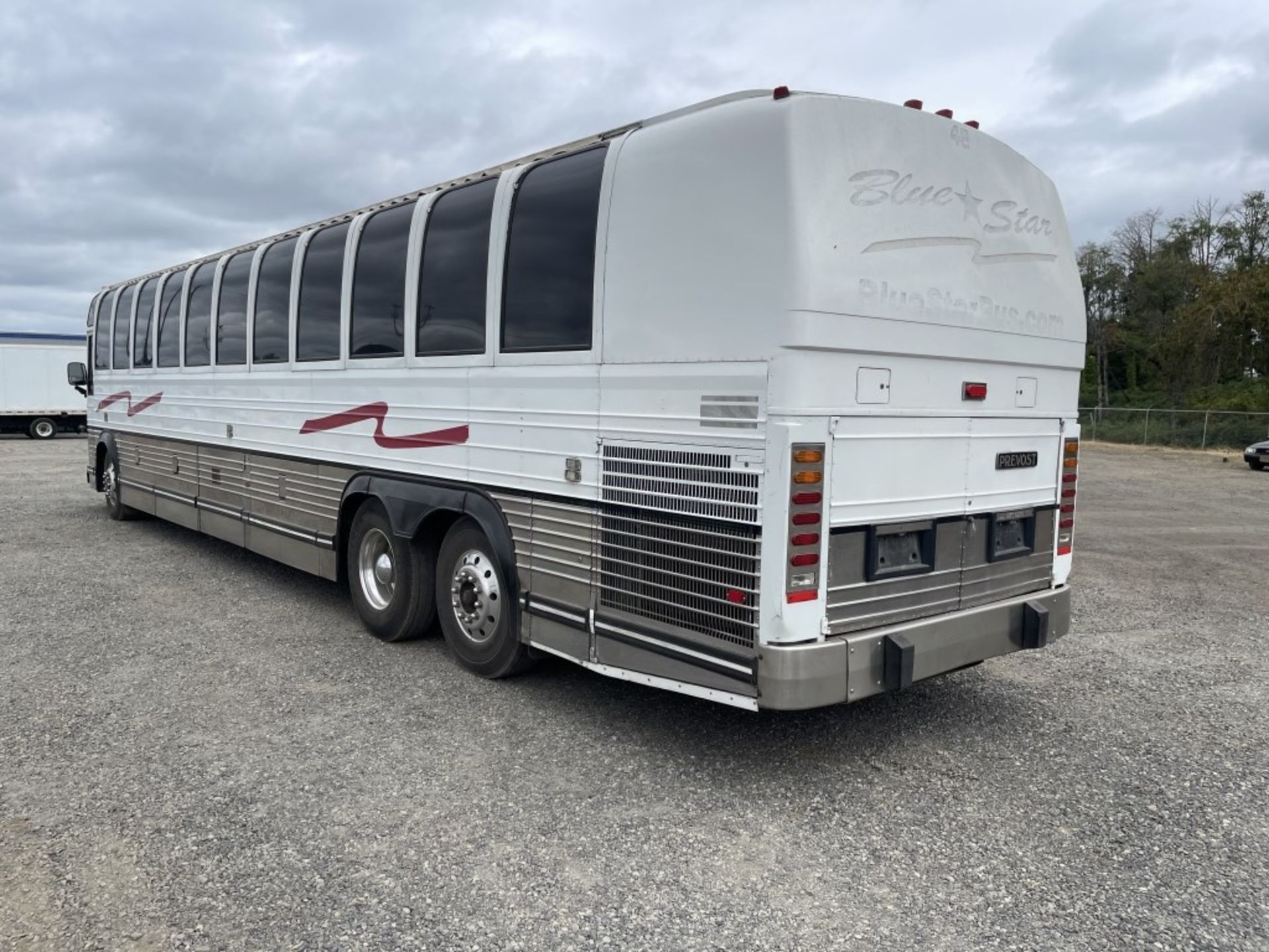 1997 Prevost Le Mirage XL Coach Bus - Image 5 of 26