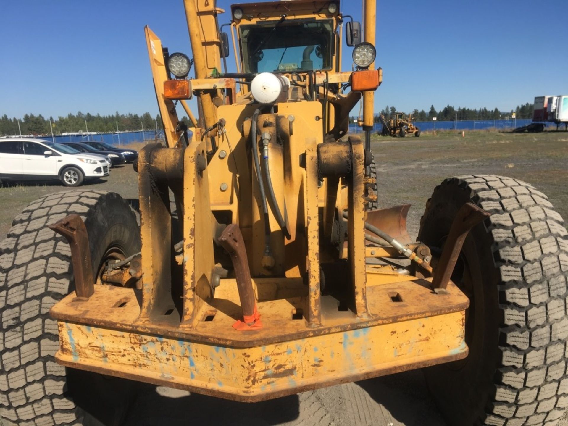 2001 John Deere 772CH Motor Grader - Image 16 of 32