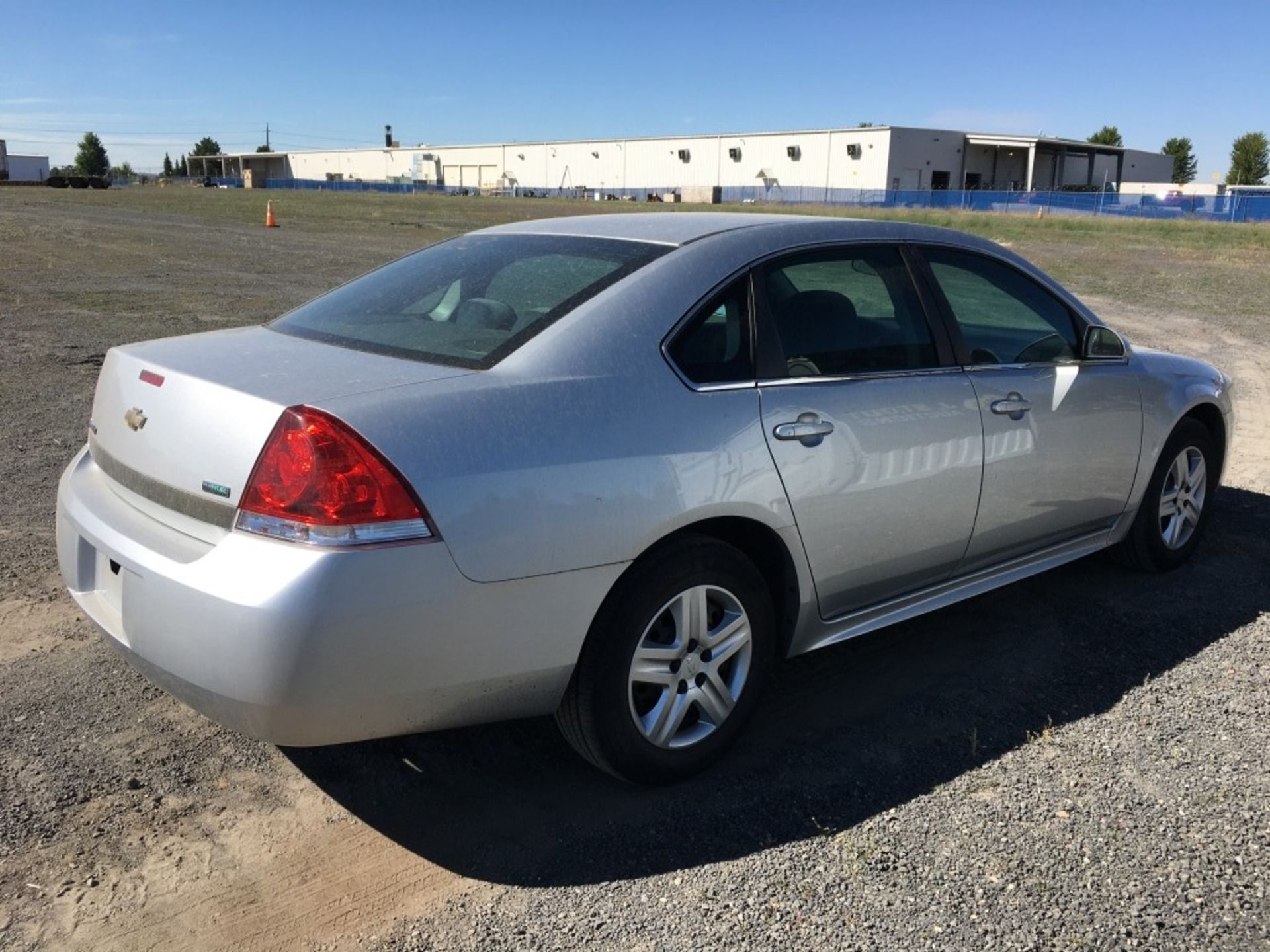 2010 Chevrolet Impala Sedan - Image 4 of 30