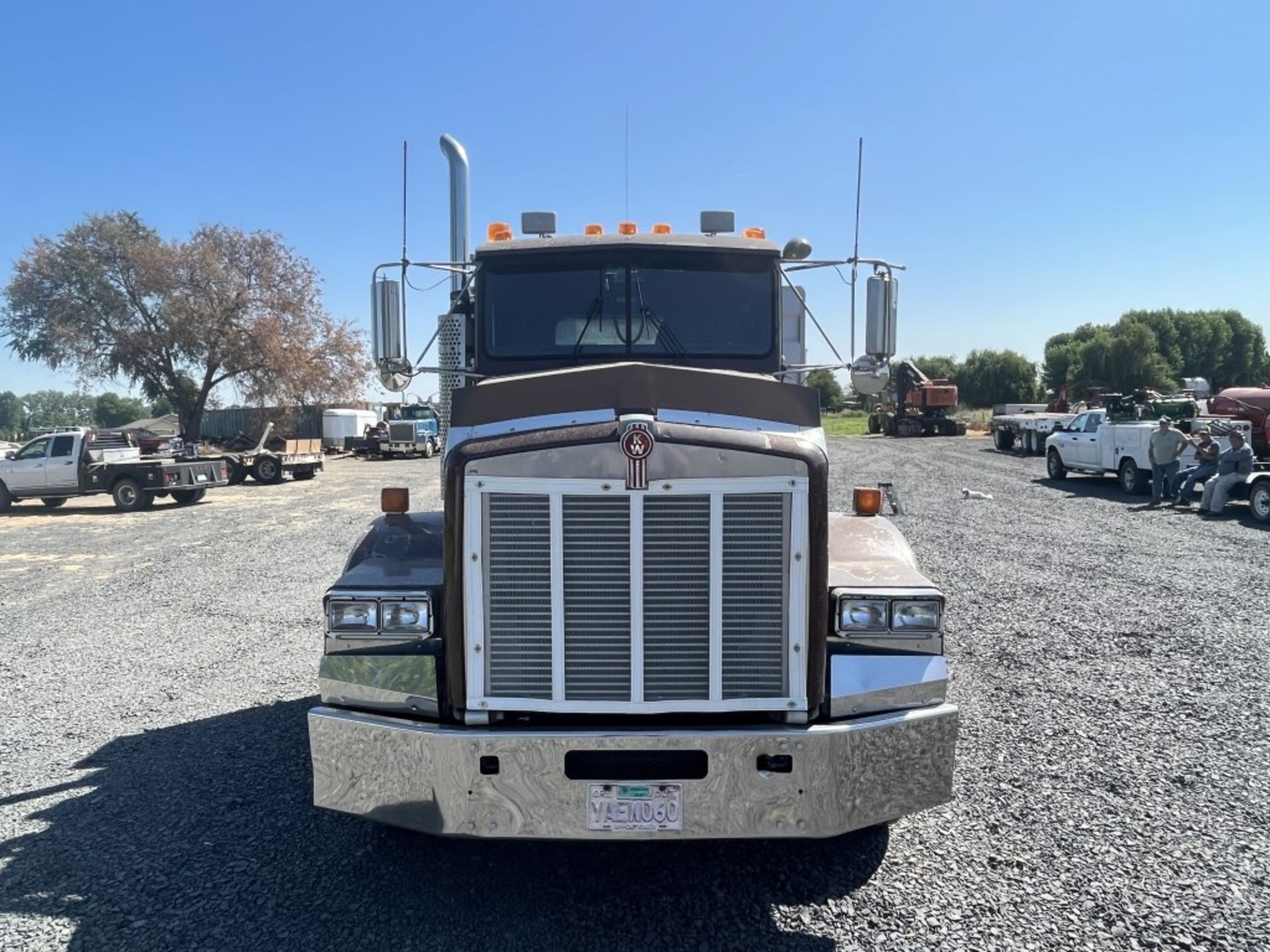 1991 Kenworth T800 Tri-Axle Truck Tractor - Image 7 of 32