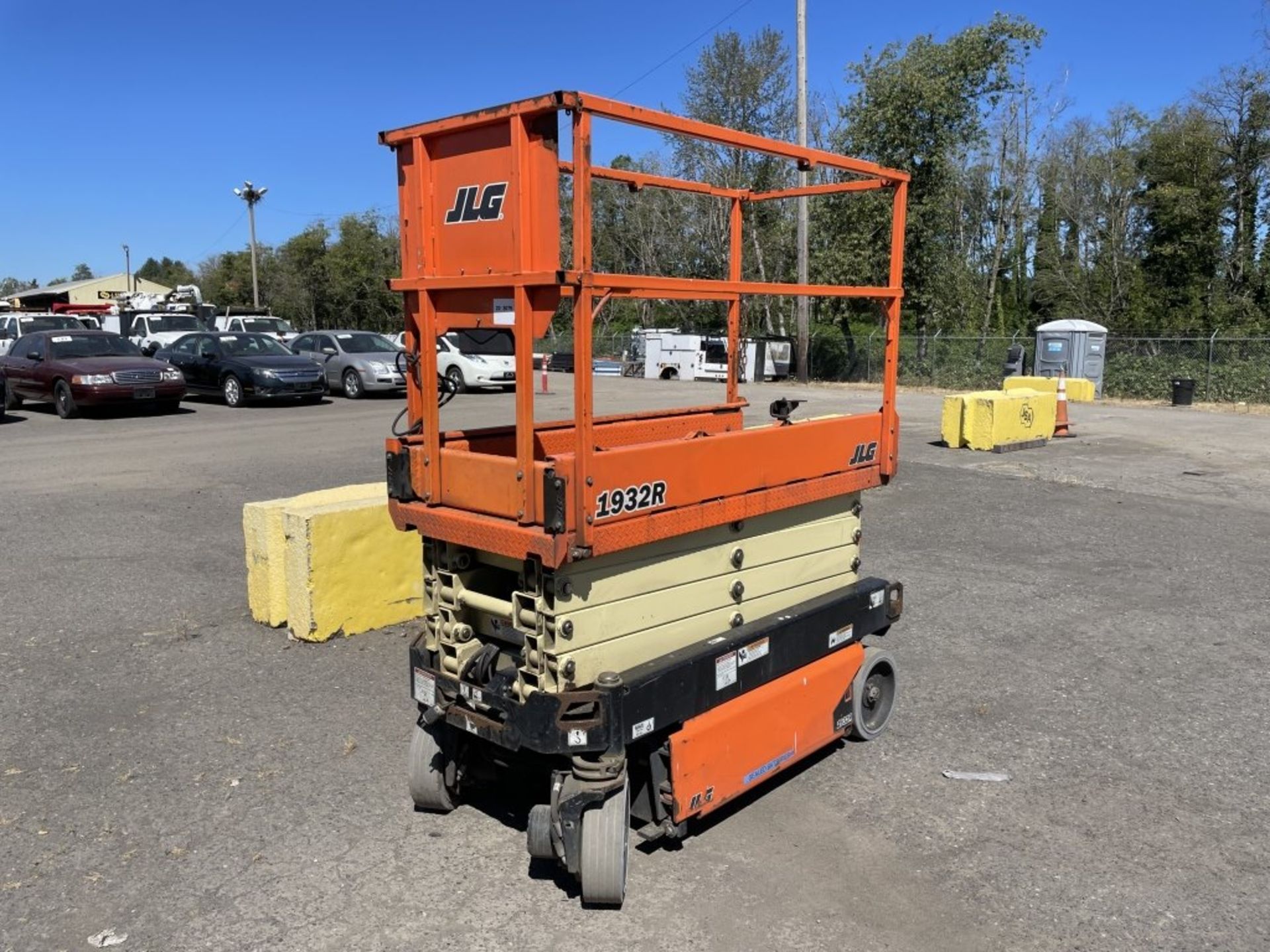 2019 JLG 1932R Scissor Lift