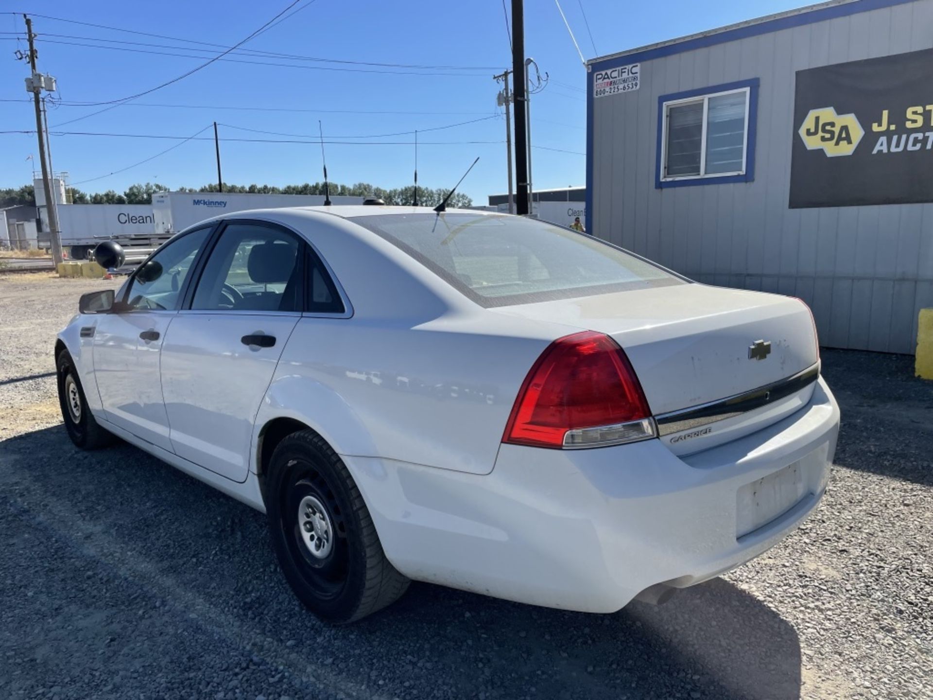 2012 Chevrolet Caprice Sedan - Image 5 of 30