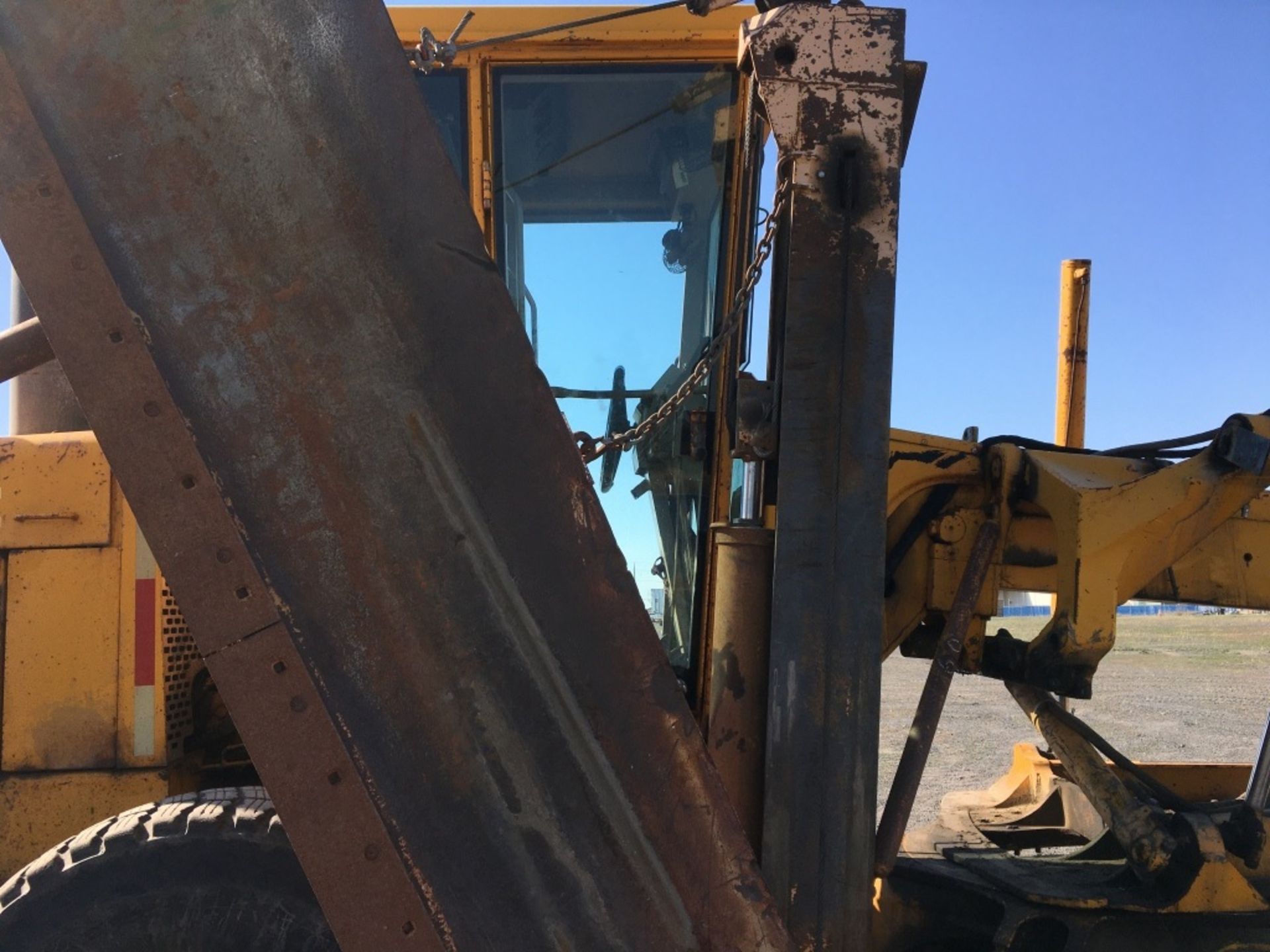 1987 John Deere 770BH Motor Grader - Image 25 of 32