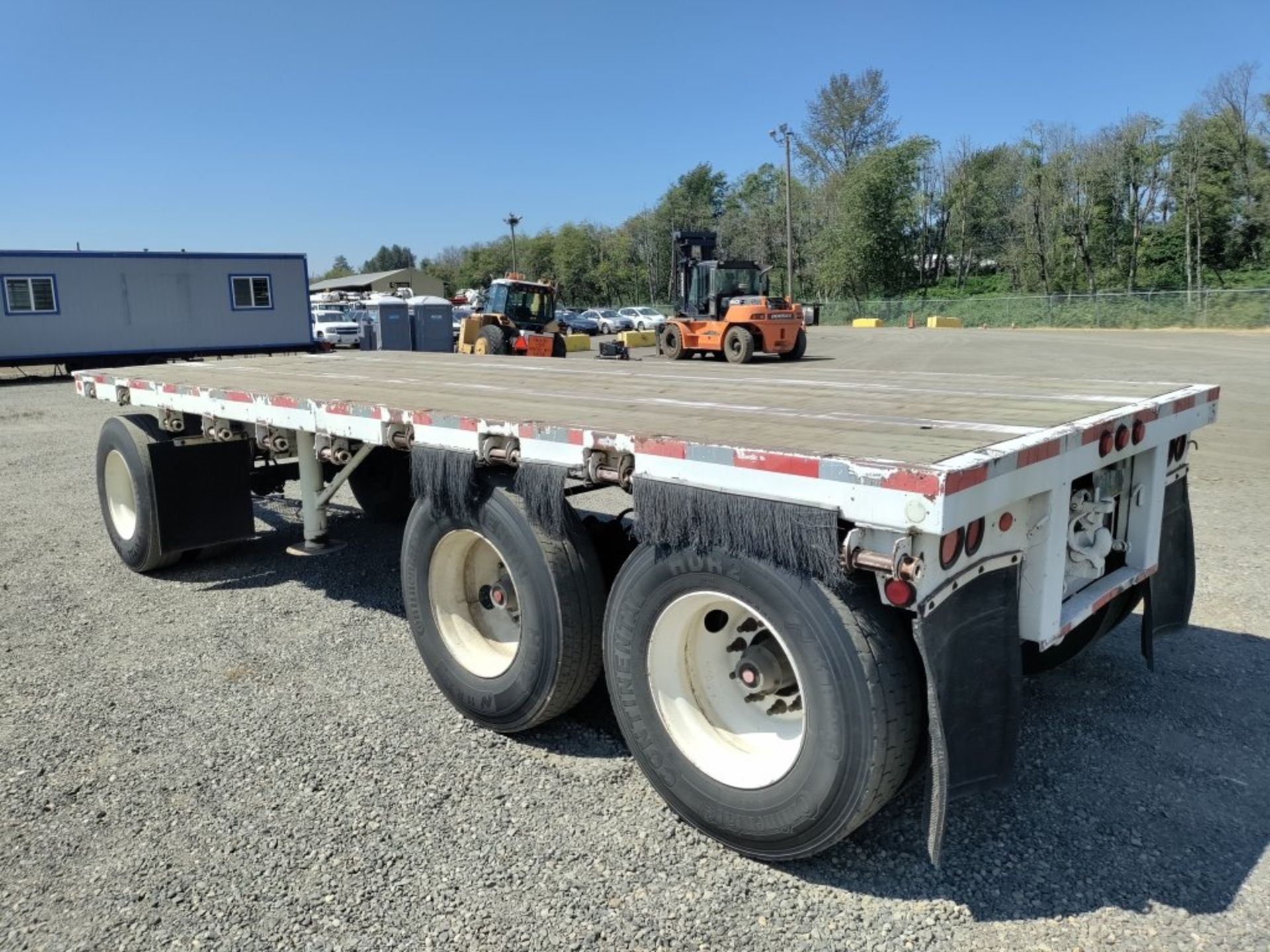 1984 Utility 20' T/A Flatbed Pup Trailer - Image 5 of 19