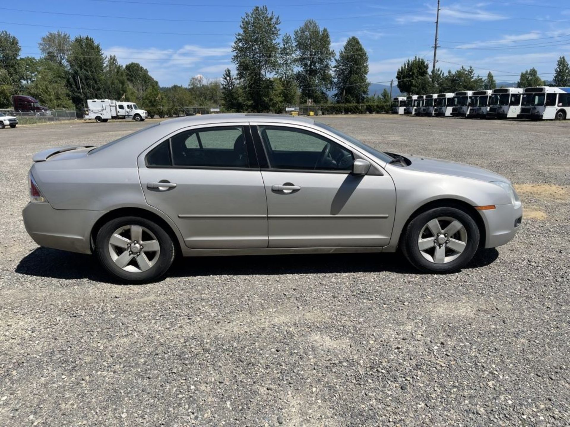 2008 Ford Fusion Sedan - Image 2 of 20