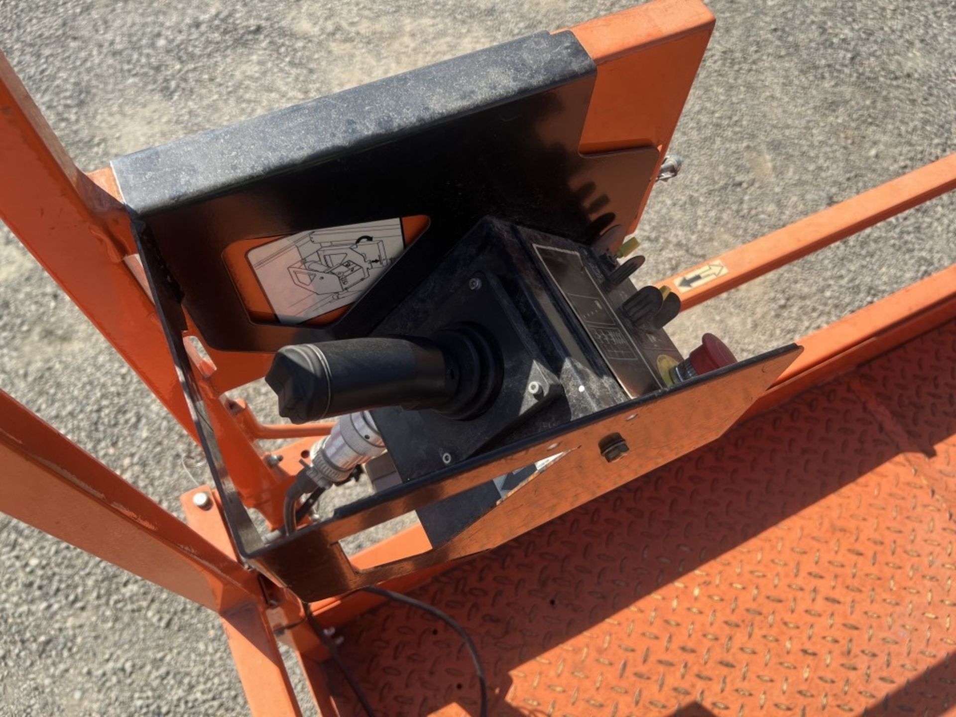 2018 JLG 4045R Scissor Lift - Image 11 of 16