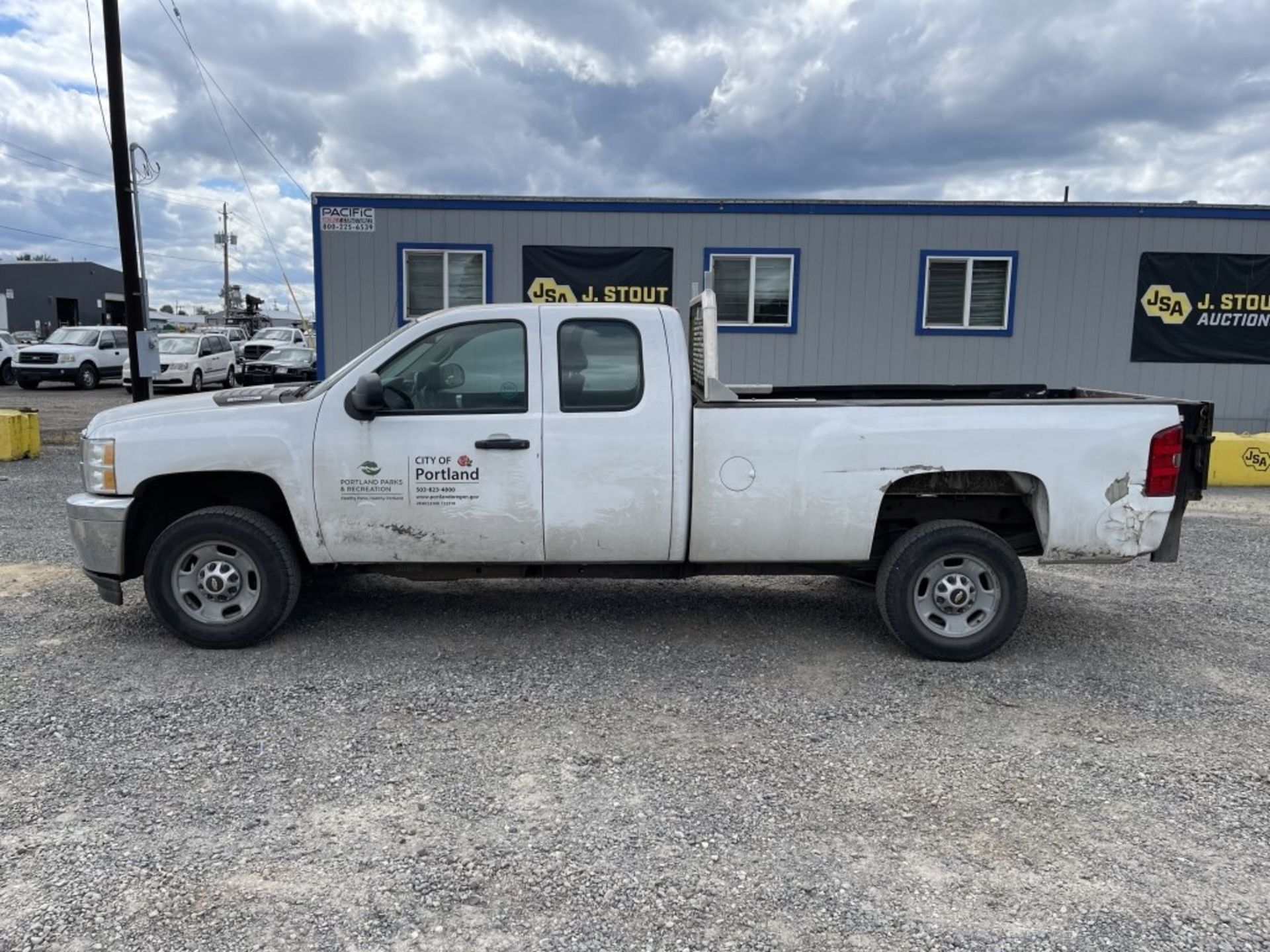 2012 Chevrolet Silverado Extra Cab Pickup - Image 6 of 29