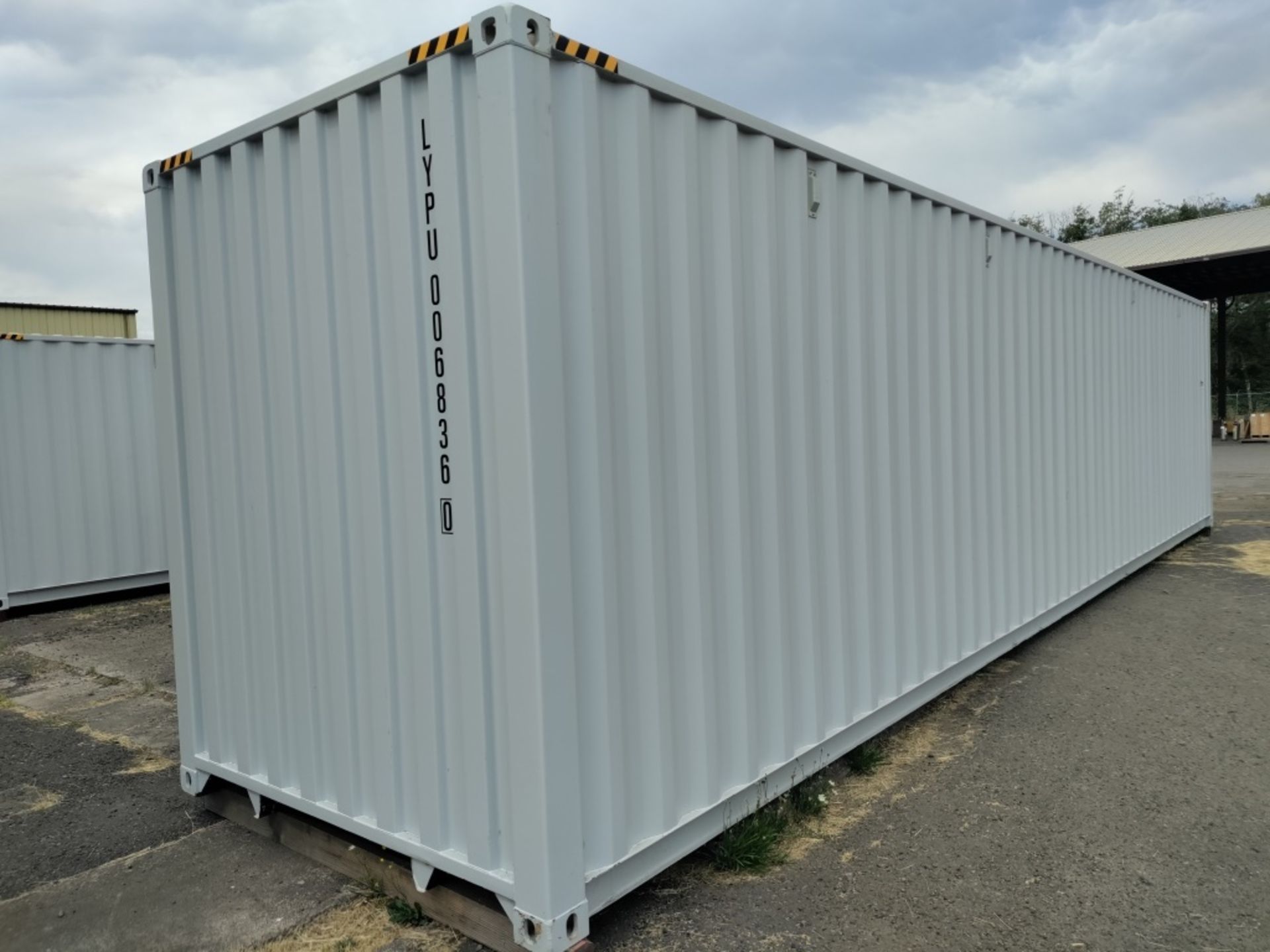 2022 40' Shipping Container - Image 2 of 6