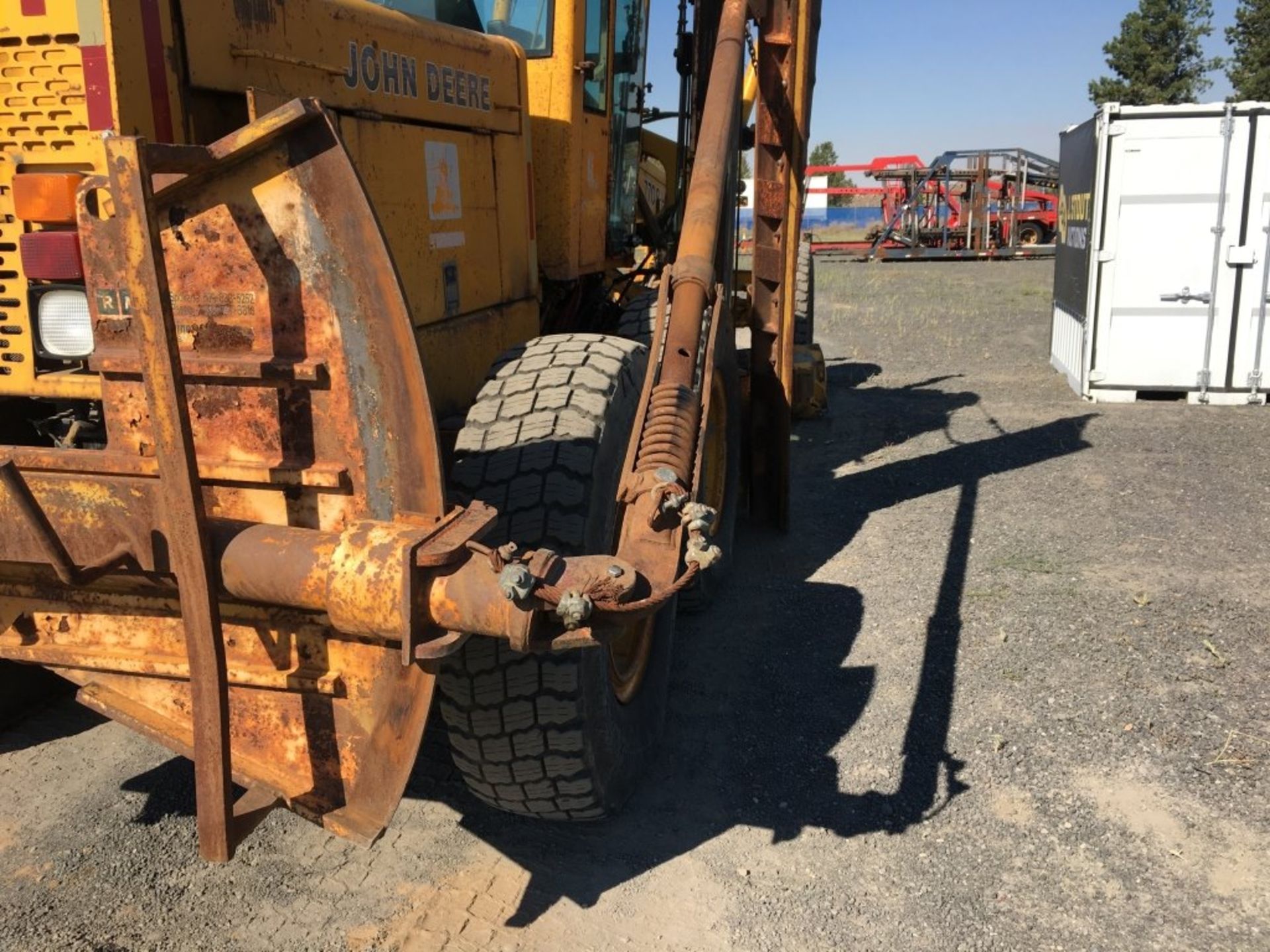 1987 John Deere 770BH Motor Grader - Image 24 of 32